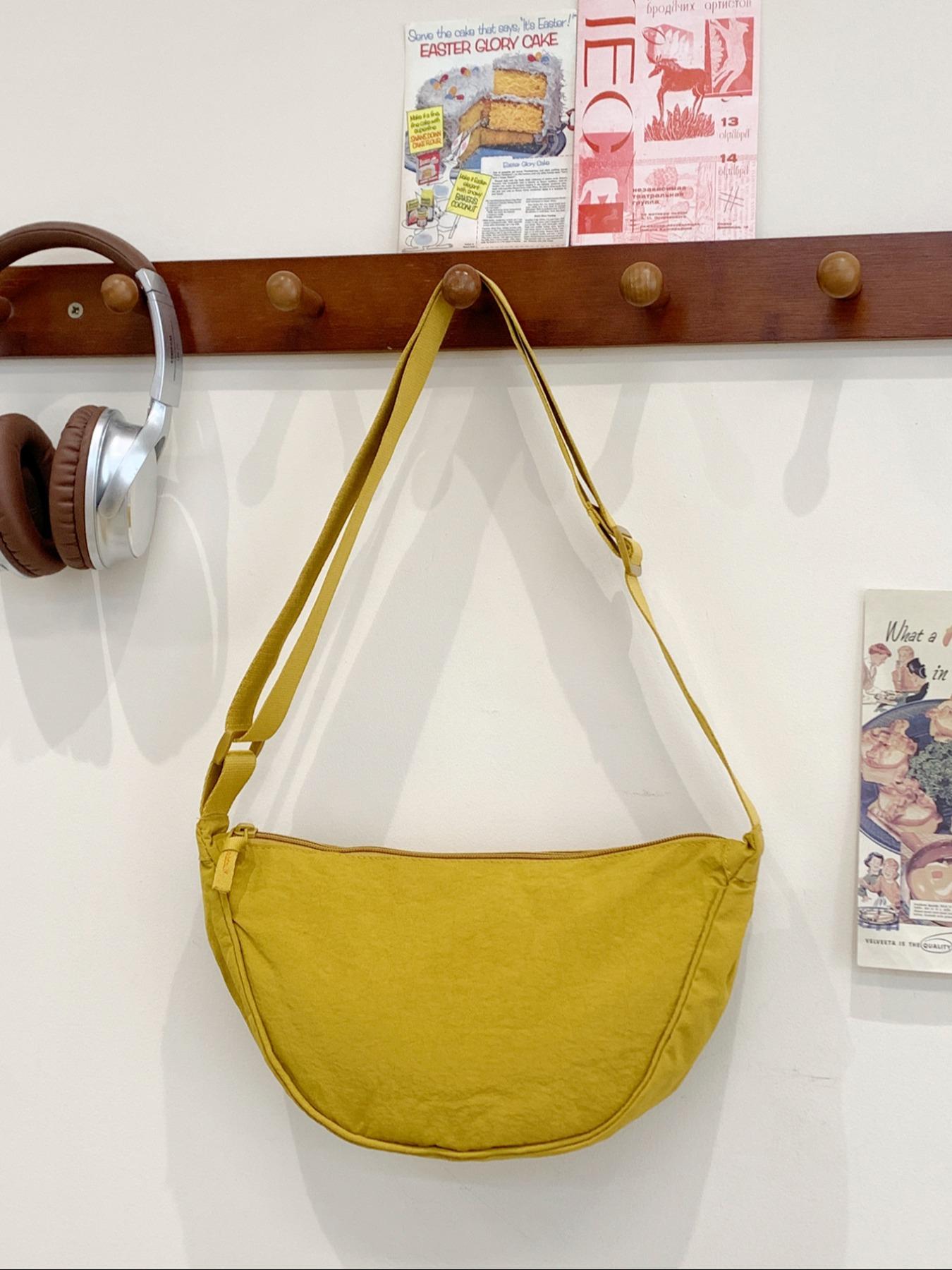 Smart Moon Shape Bag, Adjustable Shoulder Strap Mini Bag, Lightweight Waterproof Nylon Material, Zipper Closure, Casual Crossbody Bag for Everyday Use