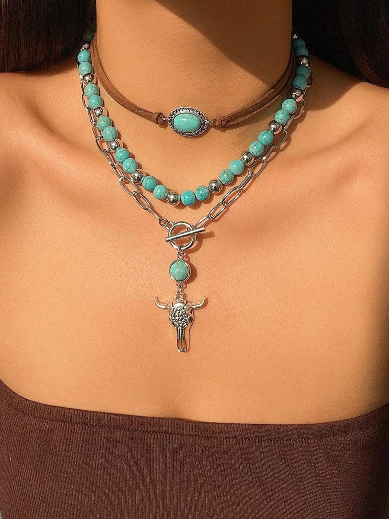 Western Cowboy Necklace Set for Women – Vintage Bull Head Turquoise Pendant with Velvet Choker & Rope Chain Collarbone Necklace, Boho Southwestern Layered Jewelry for Halloween Thanksgiving Christmas New Year Party