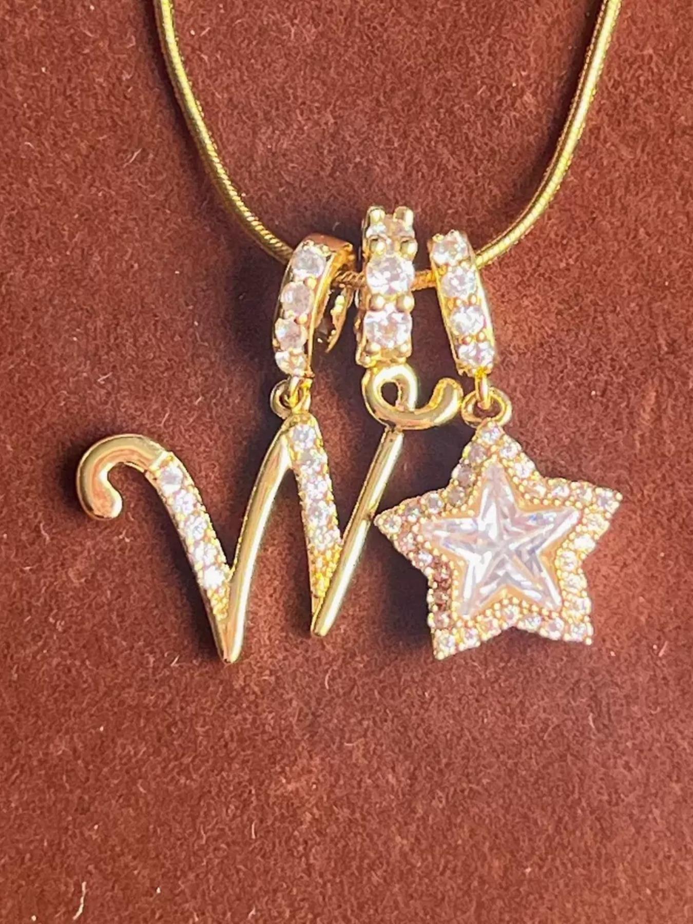 Elegant Sweet 26 Letter Zirconia Star Pendant Necklace, Necklace Initial, High End Necklace, Perfect Gift for Mom Or Girlfriend for Valentine's Day, Mother's Day & Birthdays, Personalized Jewelry Gift