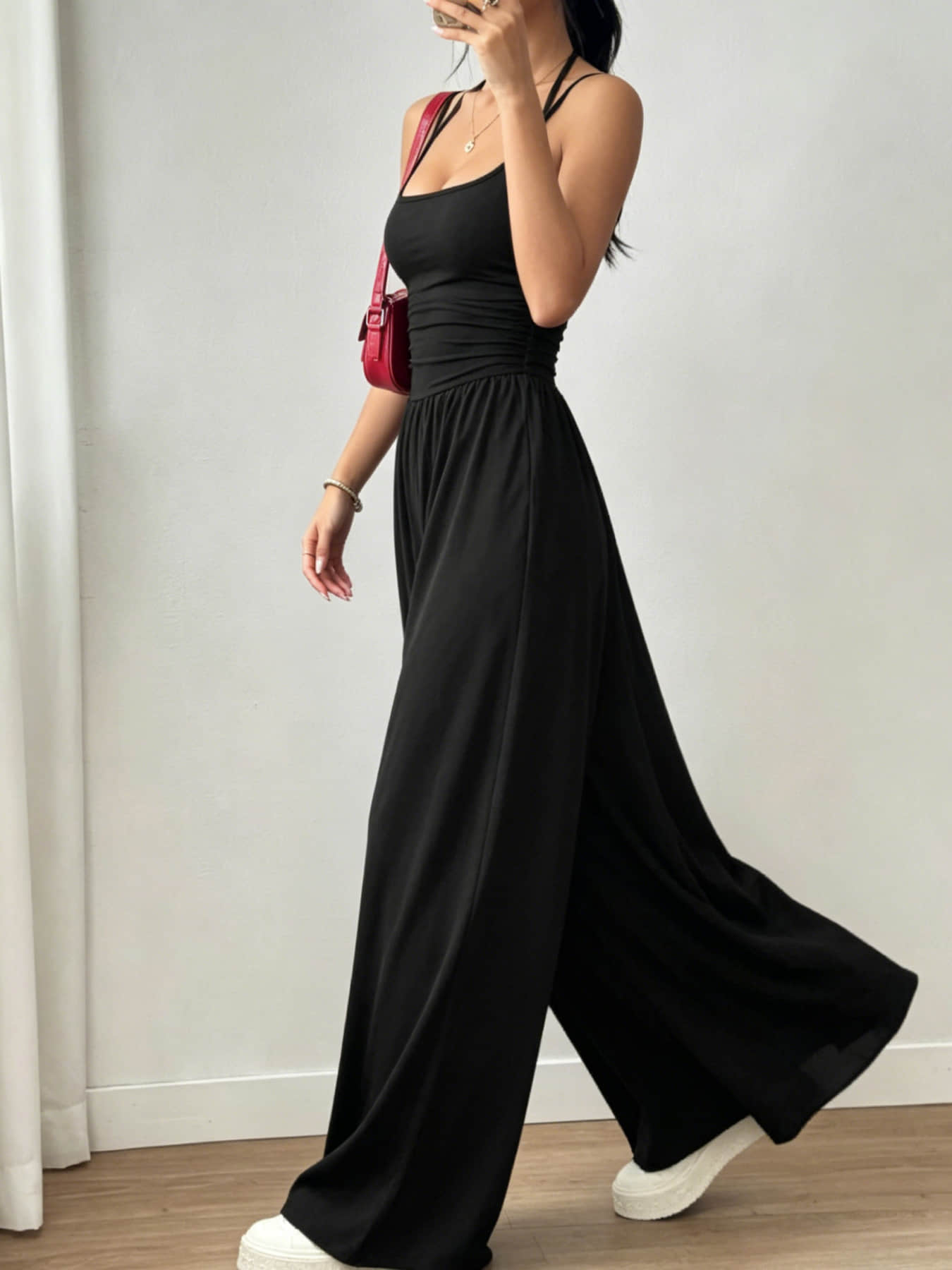 Summer New Fashion Women's Wear Design Double Fine Shoulder Strap One-Piece Wide Leg, Pleated Waist Design, Suitable for Commuting, Daily Wear, Vacation, Home, and Outdoor Adventures