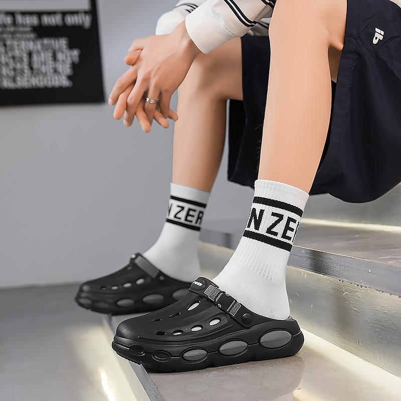 Classic Thick Sole Cloud Slippers for Men and Women, Casual Eva Material, All Seasons, Solid Pattern, Less Than Ankle Height