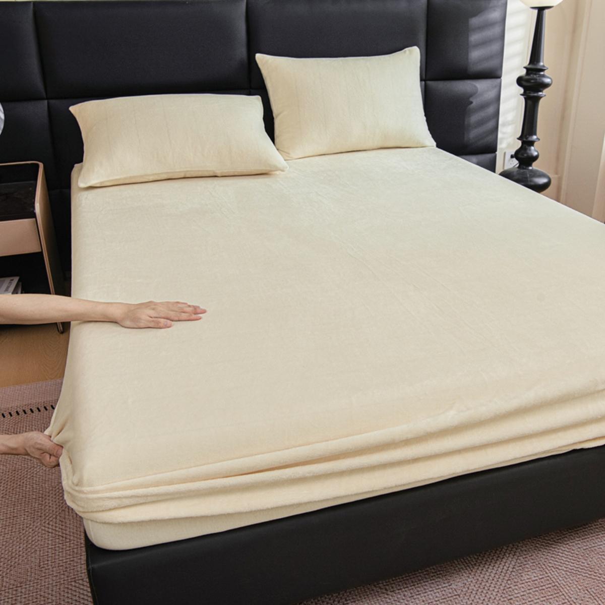 2pcs/3pcs Warm Solid Color Mattress Protector & Fitted Sheet Set – Includes 1 Deep Pocket Fitted Sheet + 2 Pillowcases, Soft Noiseless Breathable & Stain-Resistant, Machine Washable, Ideal for Bedrooms, Guest Rooms, Apartments, Dorms, and Homes with Kids,