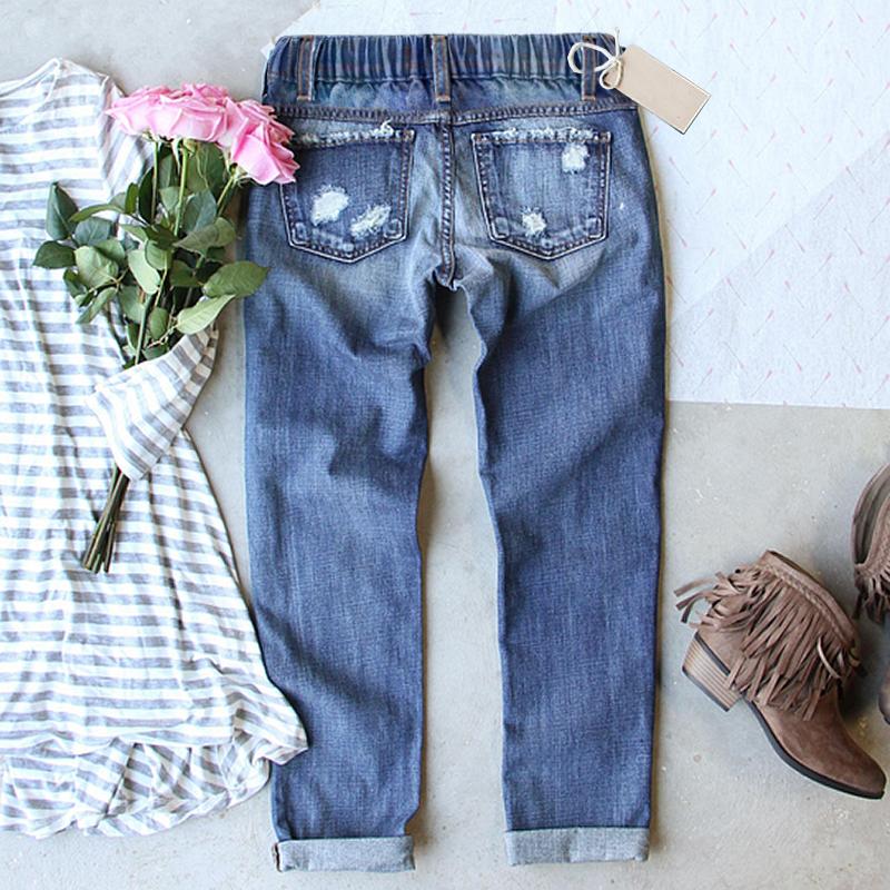 Women's Distressed Skinny Jeans Featuring red Christmas print patterns Retro distressed design Stretch waistband for comfortable wear Holiday casual street style Women's Distressed Skinny Jeans Featuring red Christmas print patterns Retro distressed design Stretch waistband for comfortable wear Holiday casual street style