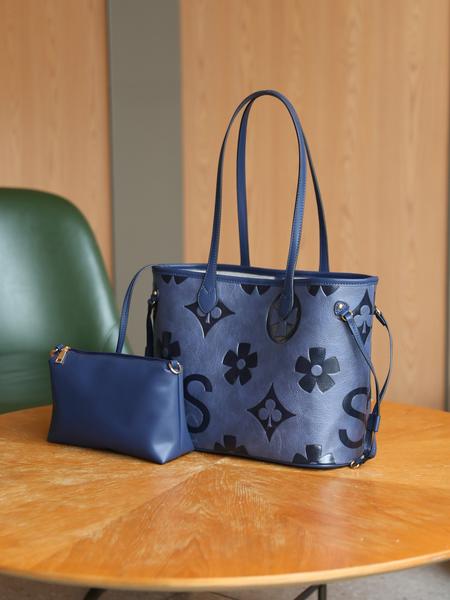 Women's Elegant Floral Embossed Tote Bag & Wristlet, Large Capacity Shoulder Bag, Fashionable Handbag Set for Daily Use