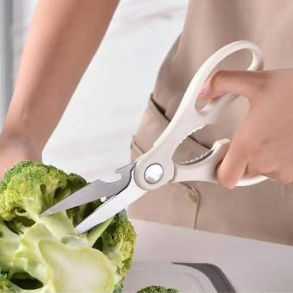 18 Piece High Quality Silicone Kitchenware SetWith Wooden Handle & Knife- Non-Stick CookingTools & Bamboo Storage Container -PerfectKitchen Tools For Easy Cooking & CleaningUtensils White Black Pink