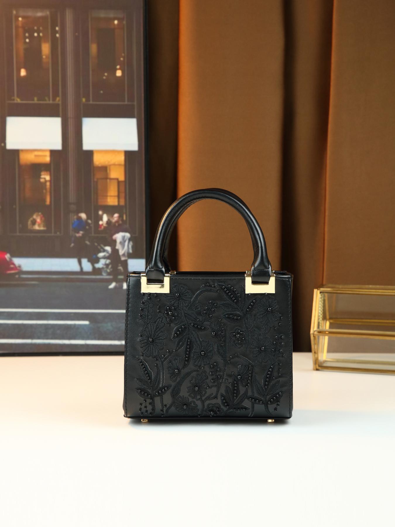 Heavy-duty beaded floral design embroidered small square bag, elegant versatile date shoulder crossbody bag