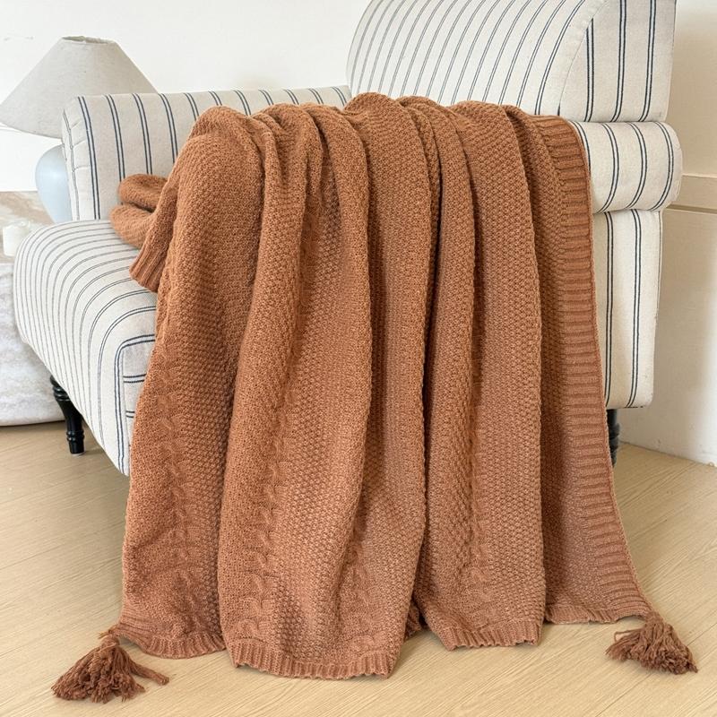 Soft Knitted Throw Blanket with Tassels – Cozy Decorative Blanket for Couch, Sofa & Bed