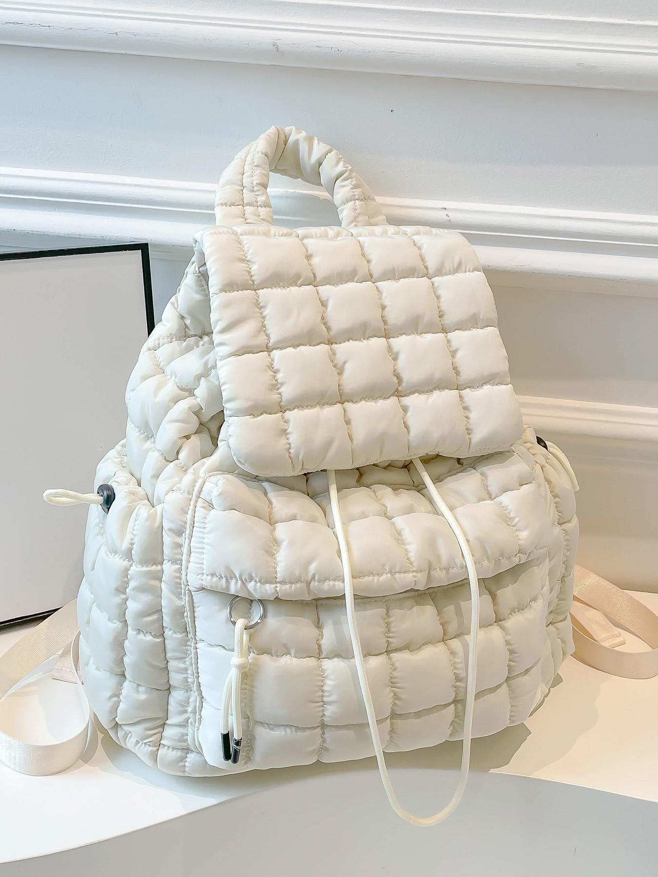 Fashionable and versatile simple diamond-patterned down jacket backpack, chain element personality creative shape backpack, niche and versatile multi-color optional, suitable for daily commuting, short-distance travel, etc.