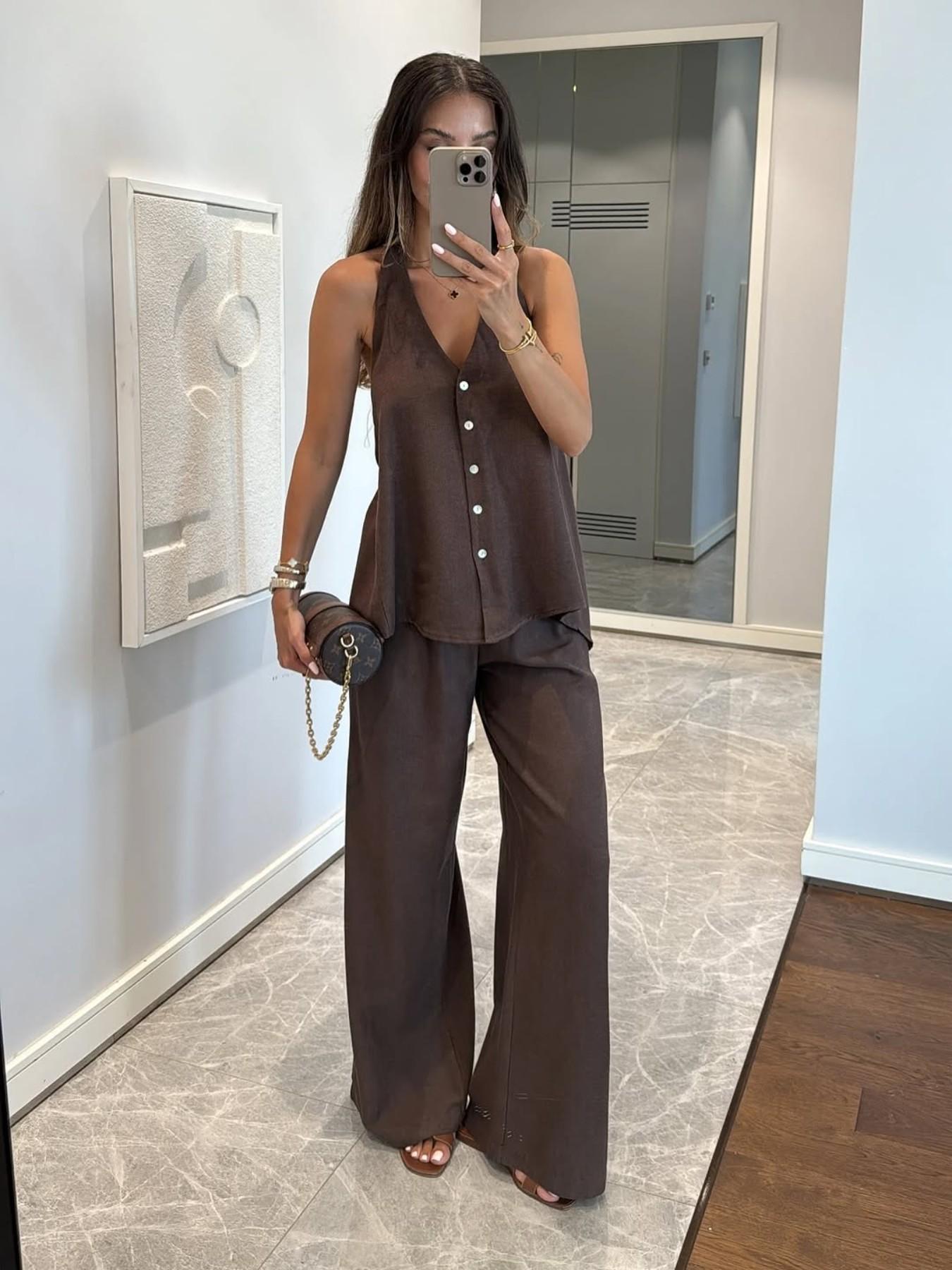 Women's Casual Vacation Style Halter Neck V Neck Backless Tie Back Sleeveless Crop Top with Wide Leg Pants Set Women's Casual Vacation Style Halter Neck V Neck Backless Tie Back Sleeveless Crop Top with Wide Leg Pants Set