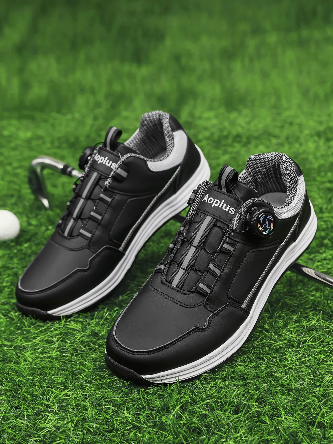 Men's Rotating Buckle Golf Shoes, Waterproof Leather, Anti-Slip, Lightweight, Comfortable, Versatile, Ideal for Outdoor Activities