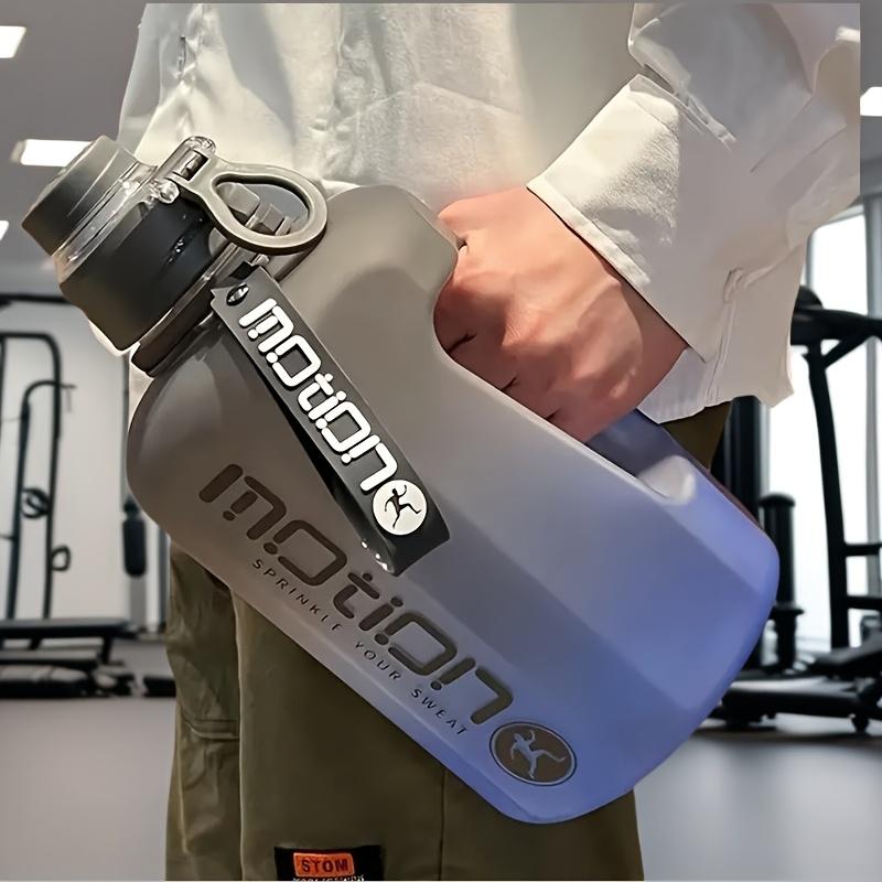 Large Capacity Sports Water Bottle with a Scale Line And Straw, Designed for Outdoor Activities And Gym Use. This Durable And Sturdy Kettle Is Leak-Proof And Comes with a Portable Rope, Suitable for Adults And Can Withstand Both Heat And Cold