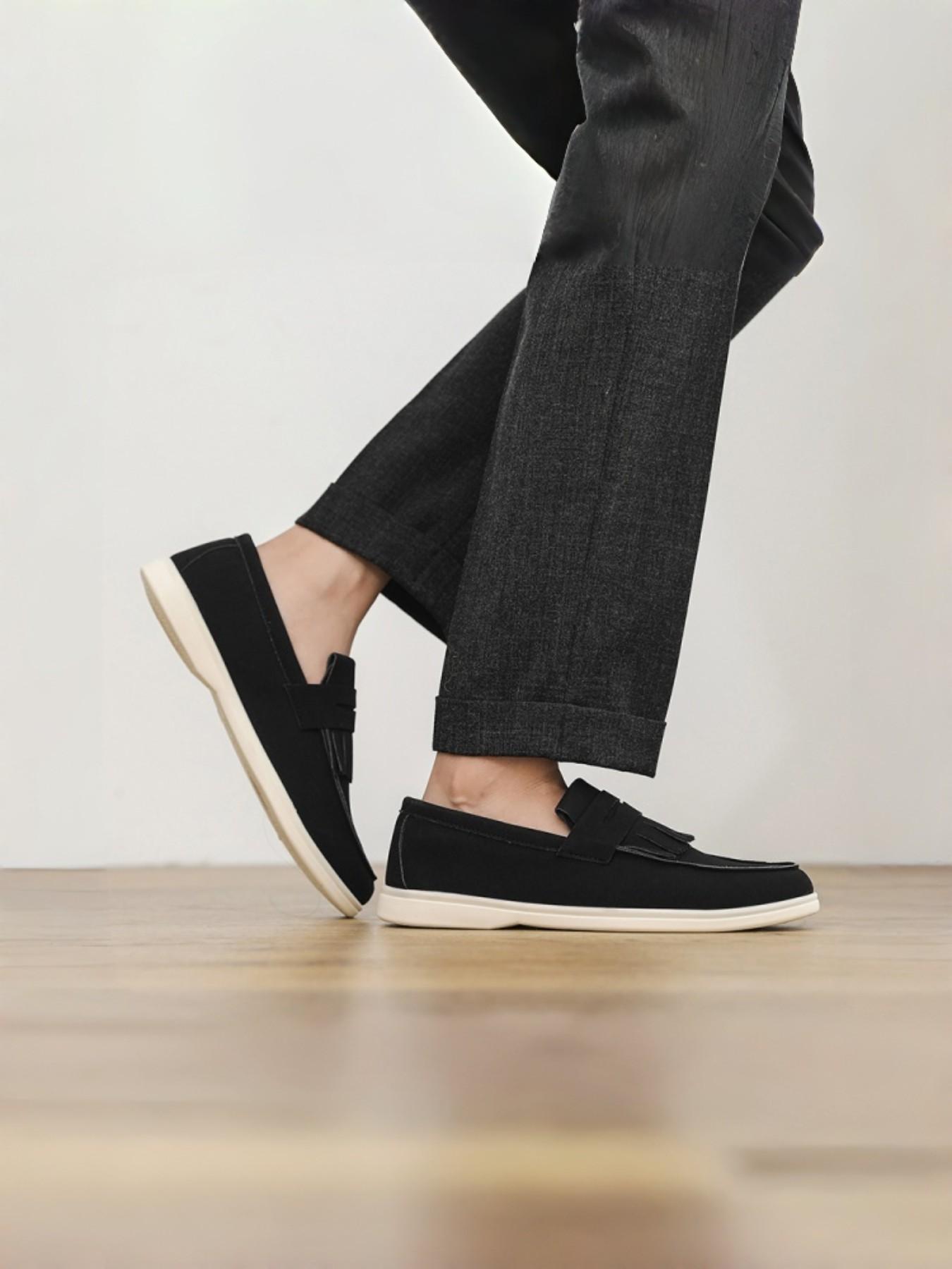 Men's British Style Soft Leather Casual Shoes, Business & Daily Wear, Hand-Stitched, Comfortable Foot Feel, Ideal for Everyday Use