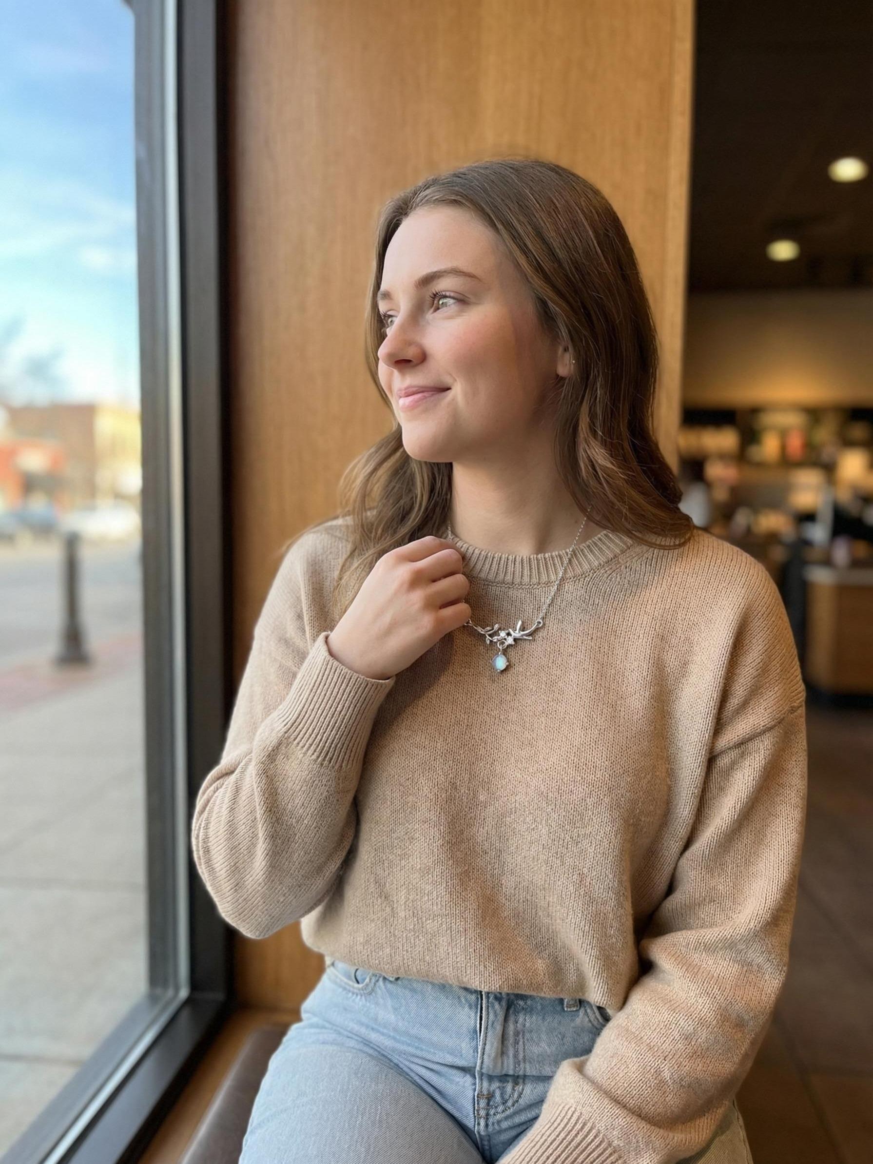 Eucalyptus Bird Necklace for Women, Elegant Moonstone Collar Chain, Fashionable Versatile Zircon Pendant, Creative Jewelry Gift