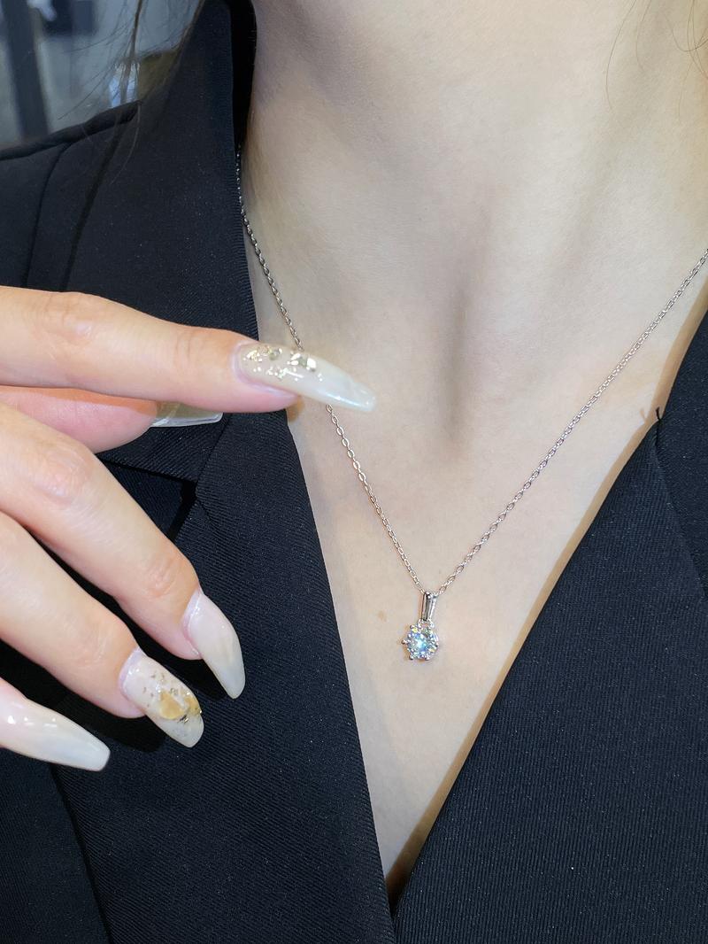 【#19】Synthetic Moissanite Necklace in 925 Sterling Silver