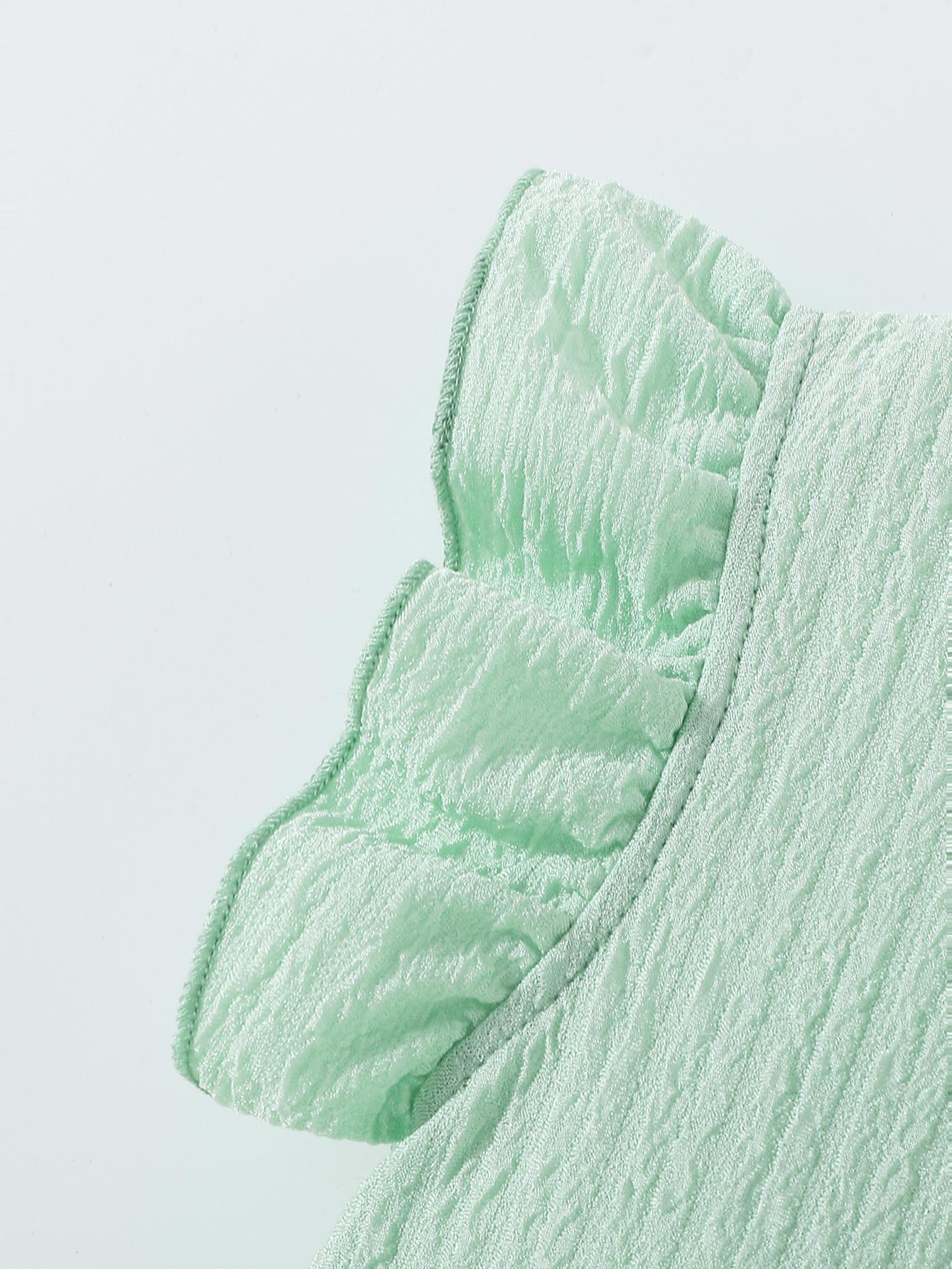 Summer set for little girls, 3-piece single set, girls' flutter sleeve ruffle top + skirt/shorts three-piece set, textured and breathable fabric, skin-friendly and non-sweaty, round neck design fits the neck, skirt hem/pants hem slightly flared cut