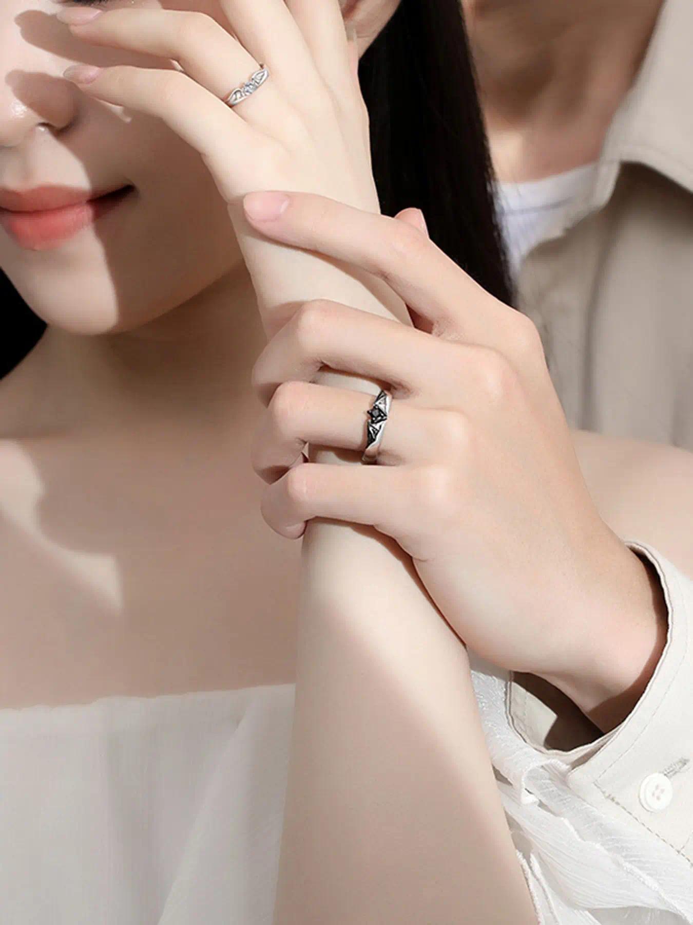 Angel & Devil Couple's Promise Ring Set — Matching Rings and Necklaces. Uniquely Designed, Making It the Perfect Gift for Girlfriends, Boyfriends, and Lovers—Ideal for Valentine's Day, Christmas, or as a Romantic Present for Her.