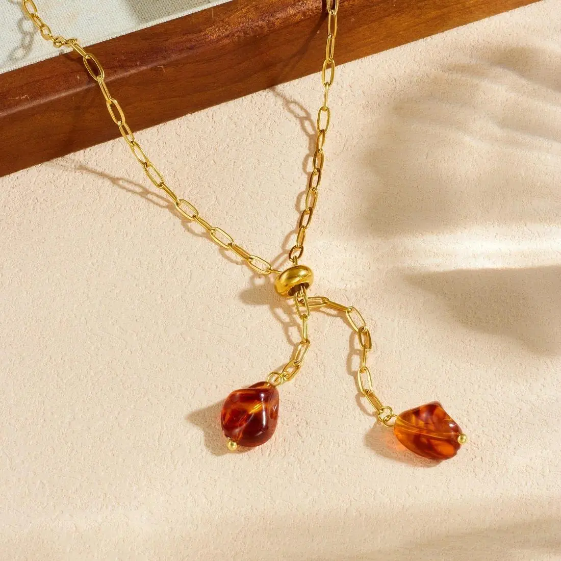 Creative Amber Resin Stone Adjustable Double-Headed Pendant Necklace Lady 316L Stainless Steel New Trend Neck Chain