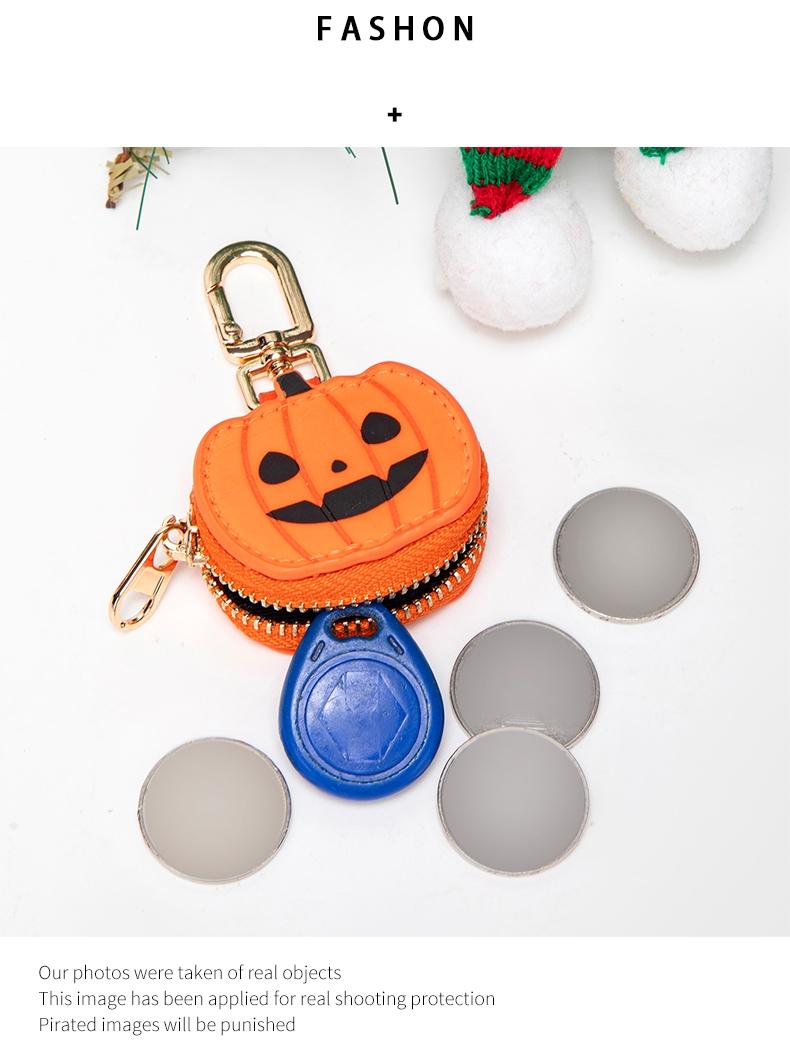 Cute Pumpkin Pendant, Mini Keychain Accessory, Cute Charms Keychain, Perfect Gift for Bags and Backpacks, All Season Casual Style, Halloween Gothic Style, Unique Gift for Friends and Family on Christmas, Cute Soft Keychains