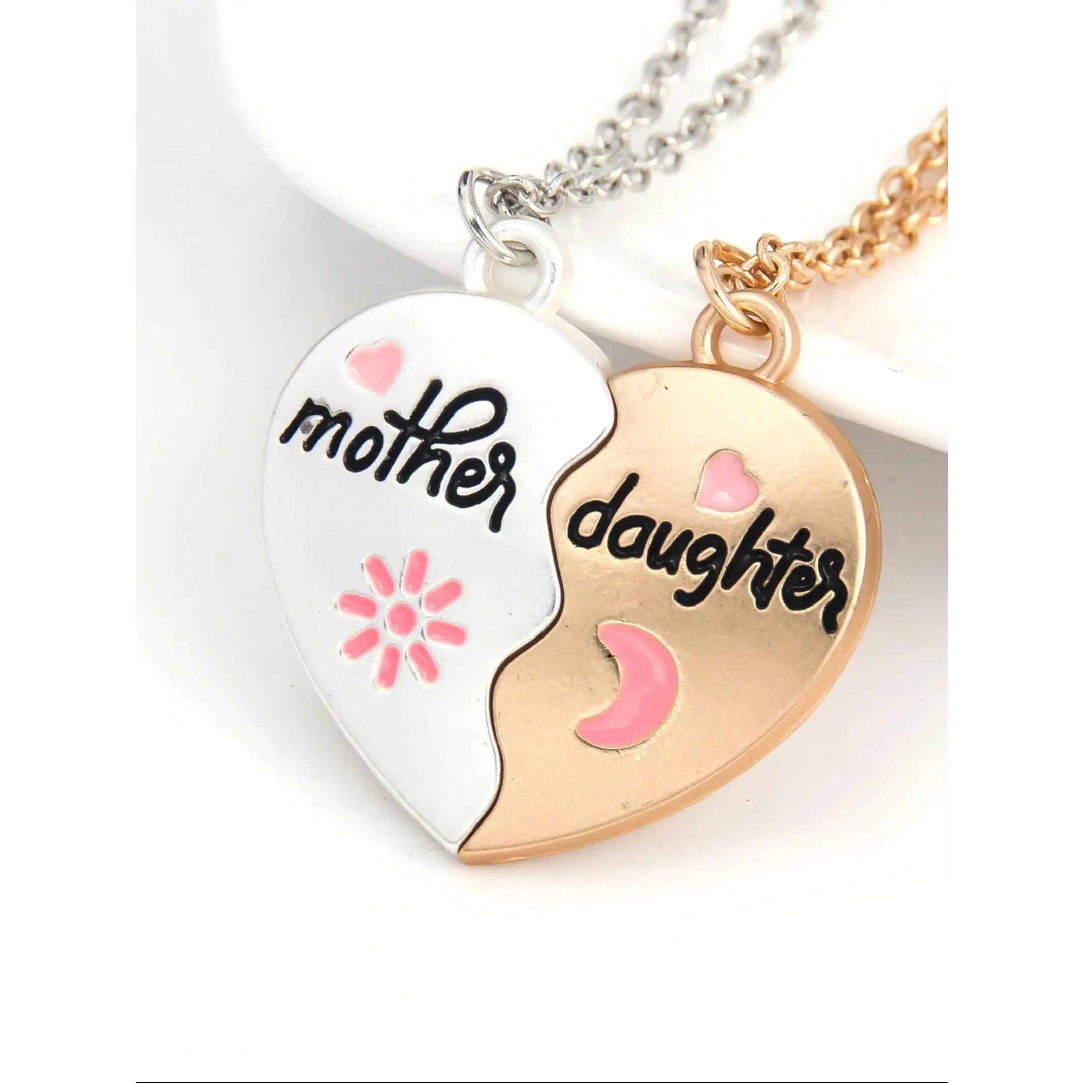 Mom Daughter Necklace Set, Heart Lock Matching Pendant Necklace for Mother and Child, Sentimental Keepsake Jewelry Gift, Cute Family Bond Necklace for Women and Girls, Perfect Mother's Day Gift, Birthday Present, Anniversary and Everyday Wear