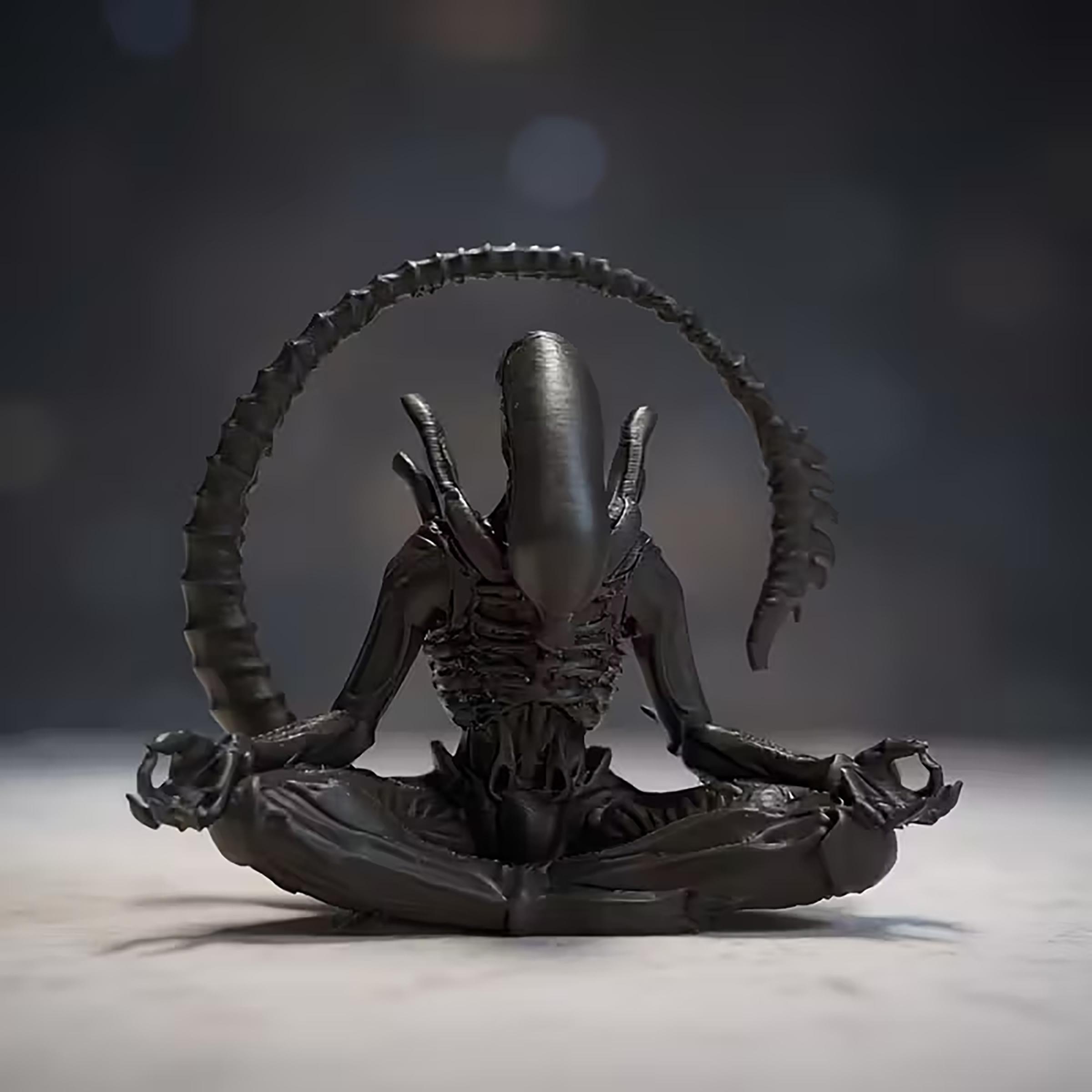 Meditating Alien Figurine, Decorative figurines, Collectible Figurine, Contemporary Fantasy Decor with Expressive Eyes & Outstretched Arms, for home, 1 pc, Dark Brown, Halloween Christmas, Alien Decor Unique Sculpture Statue