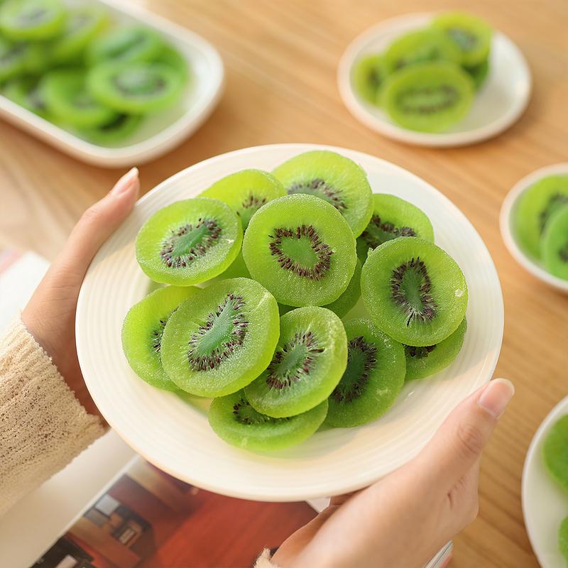 A variety of dried fruits, Mango, Pineapple, Strawberry, Kiwi, Yellow Peach, Healthy Snacks for Adults & Kids, No Artificial Preservatives,Trail Mix, Office Snacks,On-the-Go Snacks,Vegan-Friendly