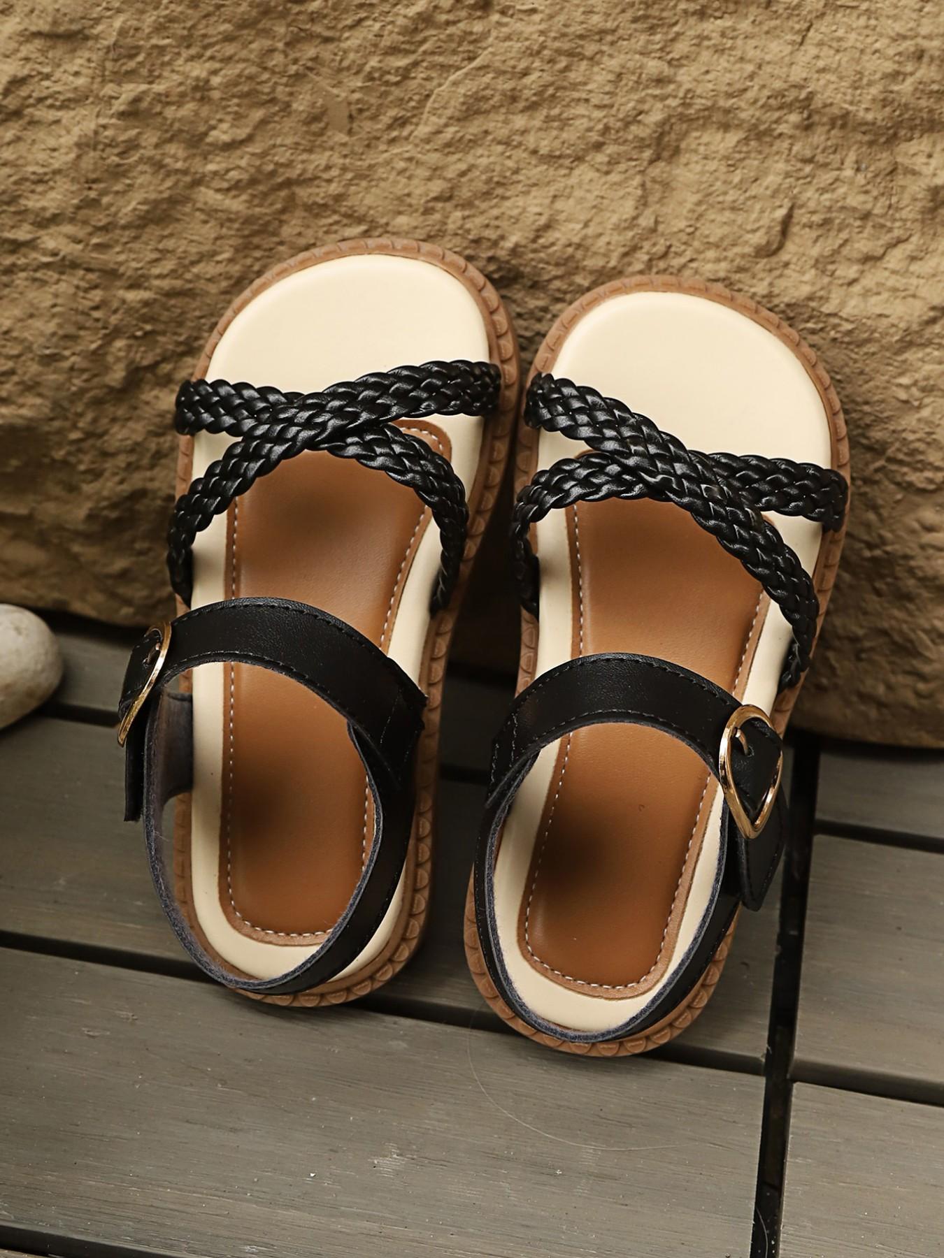 Kids Braided Crisscross Sandals, Adjustable Buckle, Non-Slip Soft Sole, Cute Style, PU Leather Upper, Rubber Sole, Plain Pattern