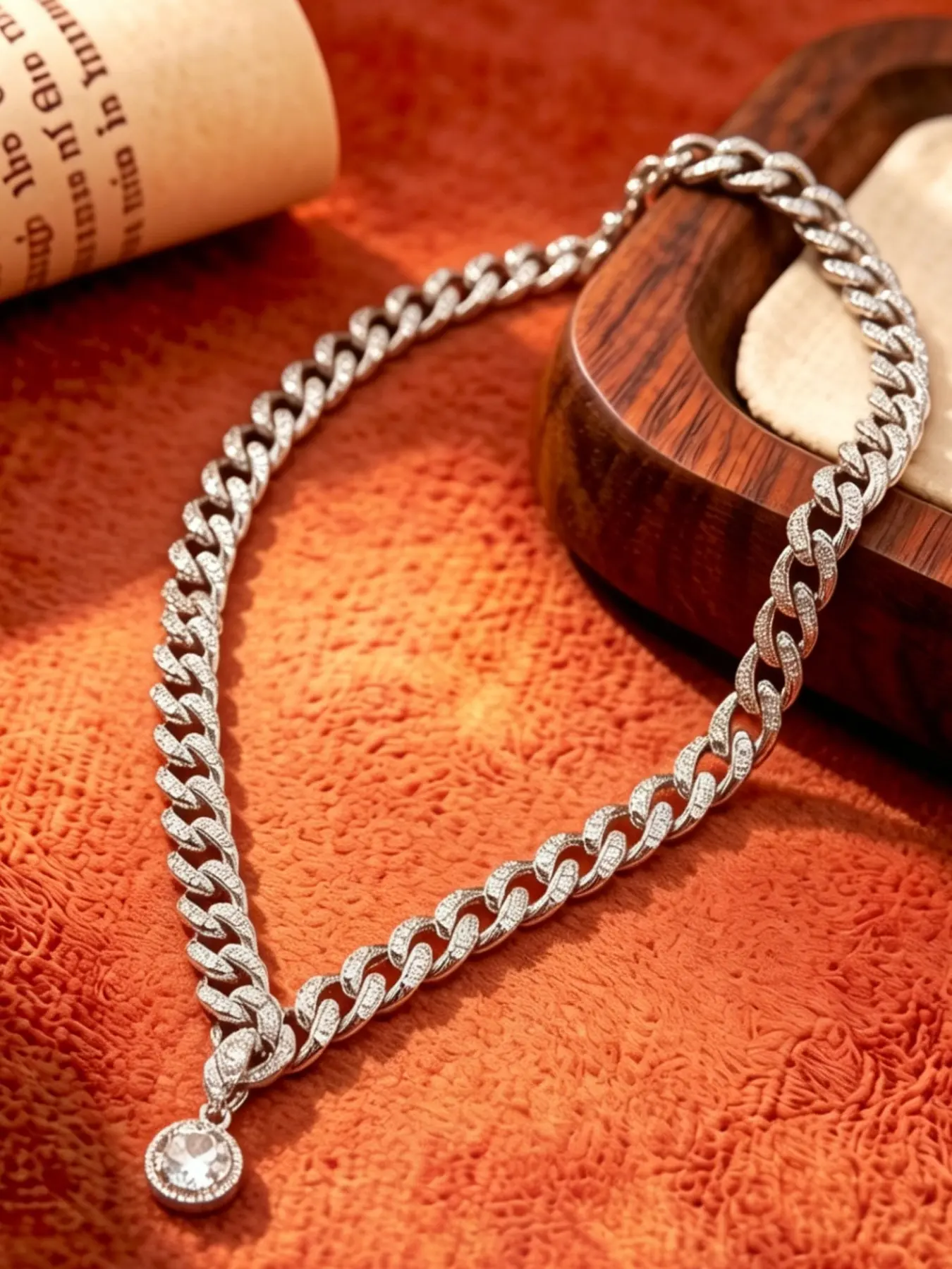 A full diamond silver Cuban chain necklace, paired with a round large diamond pendant, combines street fashion with exquisite sparkle, suitable for daily outings, parties, or trendy outfits.