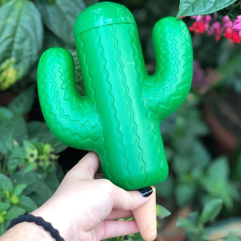 Creative Cactus-Shaped Automatic Watering Device for Flowers, Lazy Drip Irrigation for Home Gardens, Small Watering Equipment for Home Use, Business Trips, and Travel