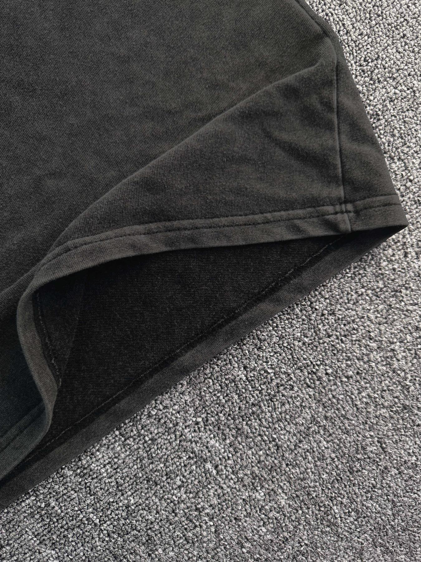 Men's Sun & Letter Print Round Neck Tank Top, Regular Fit Casual Fashion Sleeveless Top for Summer, Men's Clothes for Daily Wear, Athletic Tank Tops, Socks