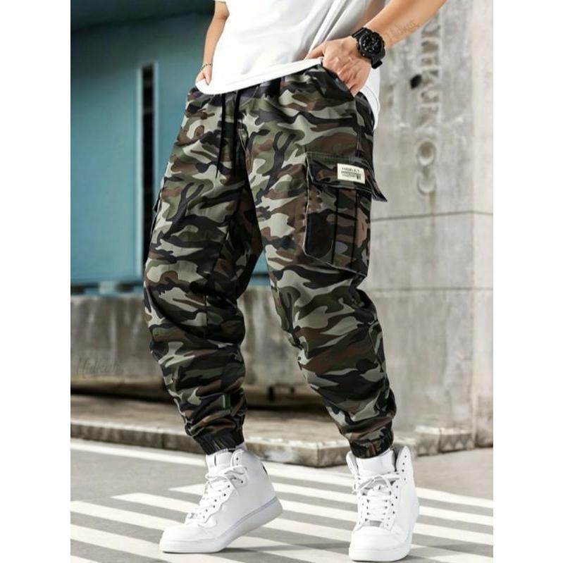 Plus Size Men's Heavy-Duty Camo Pants – Vintage Camouflage Print, Multi-Pocket Utility Design, Lightweight Breathable Fabric, Regular Tapered Fit, Ideal for Hunting, Outdoor Activities & Daily Casual Wear
