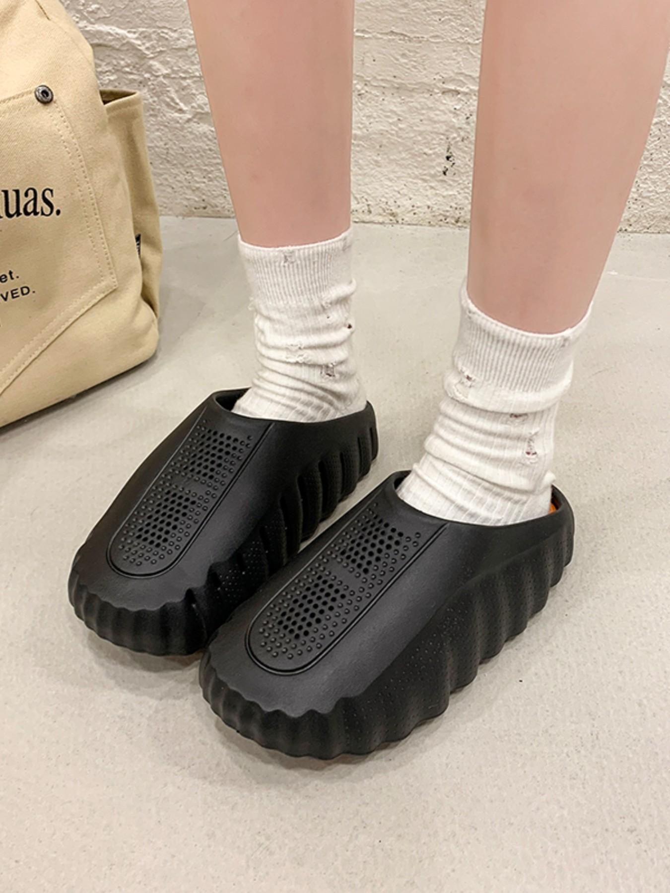 2026 Style Massage Slippers, Couples' Comfortable Soft Outdoor Sports Shoes, Men's Toe-Over Slippers, All Seasons Eva Material