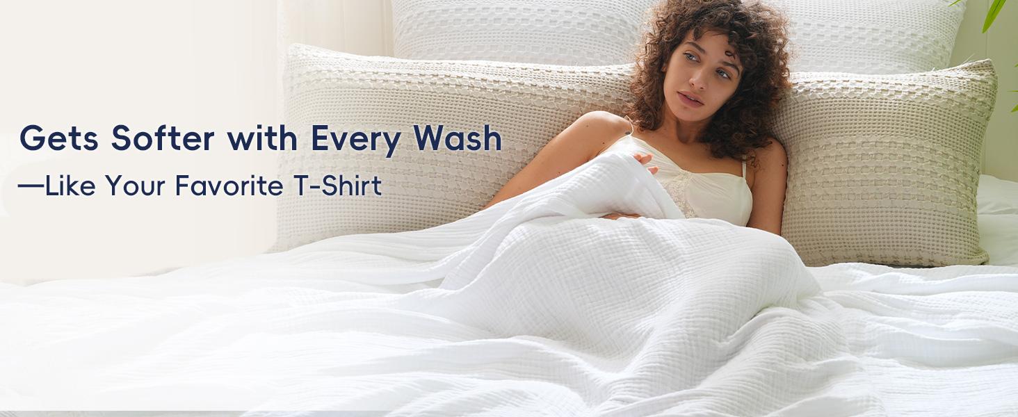 PHF Muslin Blanket 100% Cotton Throw Blanket, 4-Layer Lightweight Breathable Blanket, Soft Gauze Blanket, Stylish Blanket, Decor Gifts