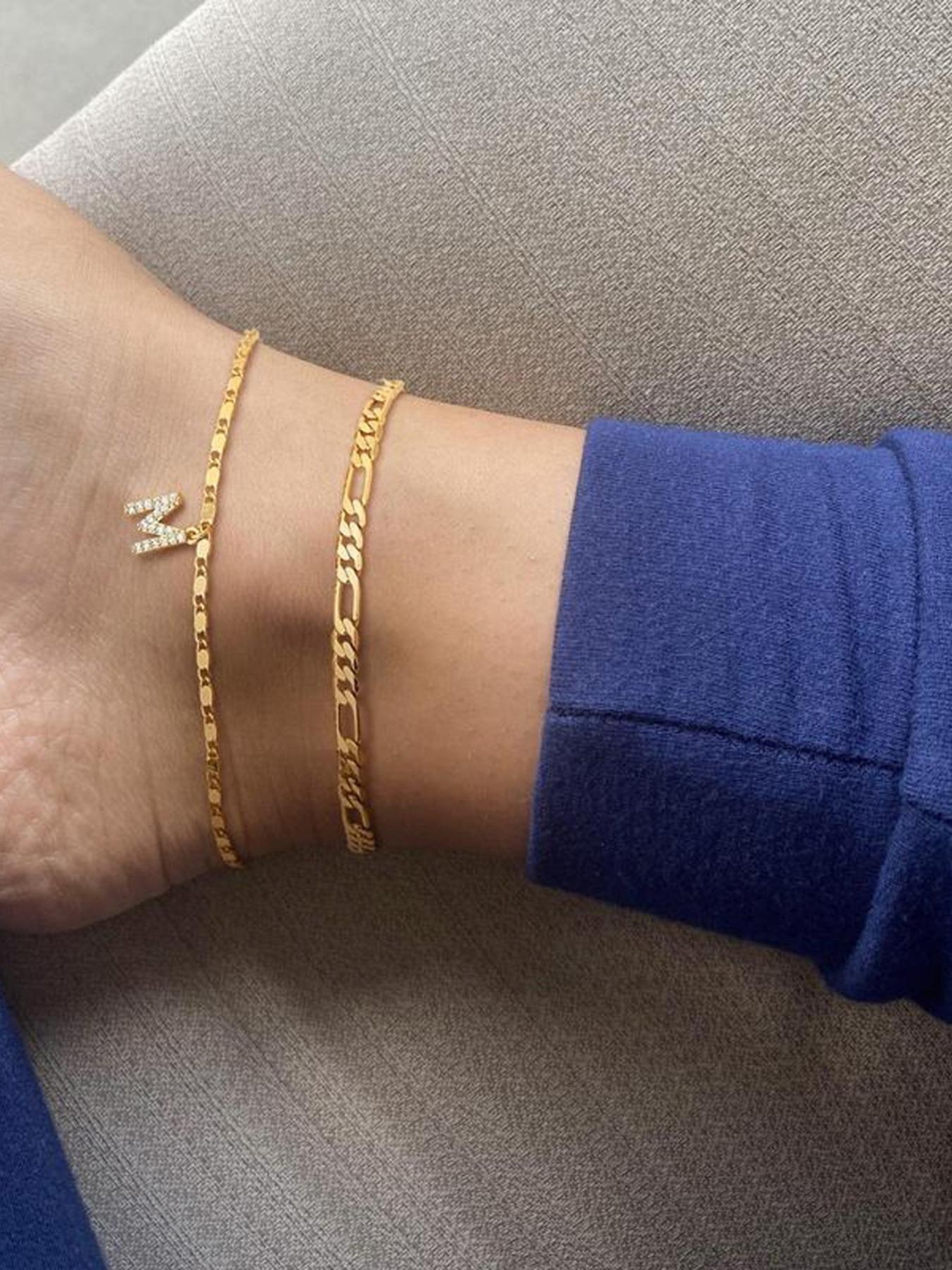 Personalized Layered Anklets for Women | Cute Gold Initial Ankle Bracelet Set with Adjustable Extender | Dainty Sparkle Letter Charm | Trendy Boho & Beach Style Foot Jewelry | Cute Stocking Stuffer & Best Friend Gift for 2026