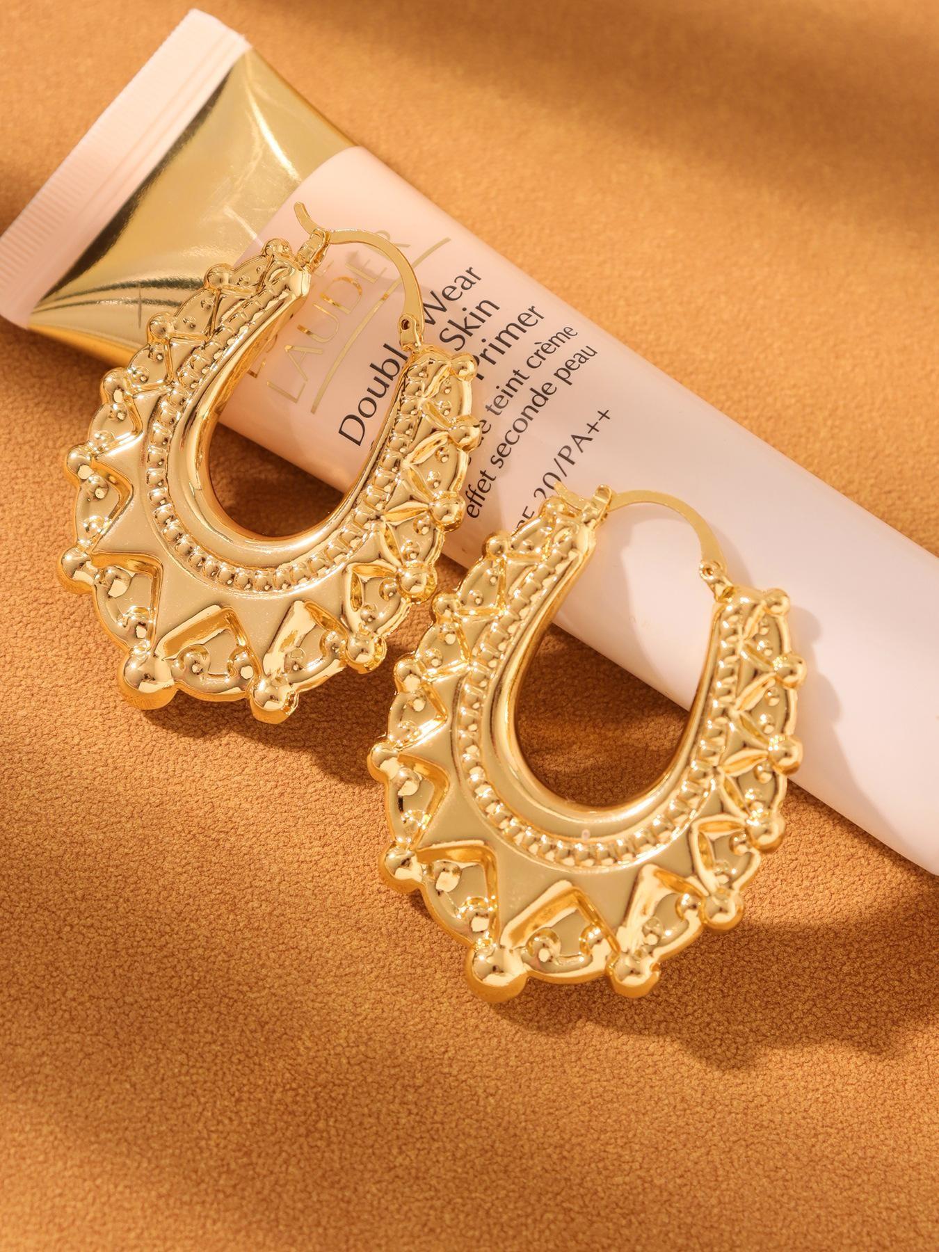 Women's 50mm Vintage Carved Creole Bohemian Earrings, Elegant Large Oval Design, Perfect Gift for Mom Wife Girlfriend, Fashion Jewelry Accessories