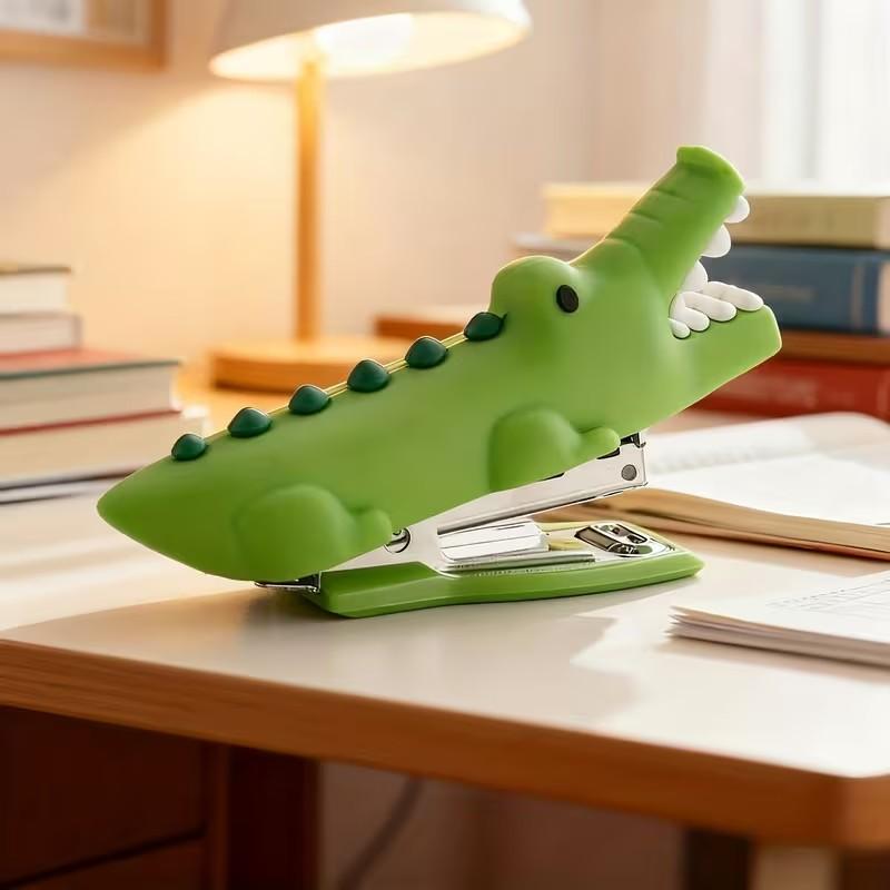 Cute Crocodile-Shaped Stapler, Decorative, Functional and Practical, Small Size, Ideal for Students and Office Use, Adorable Design Stationery Item, Office Accessories