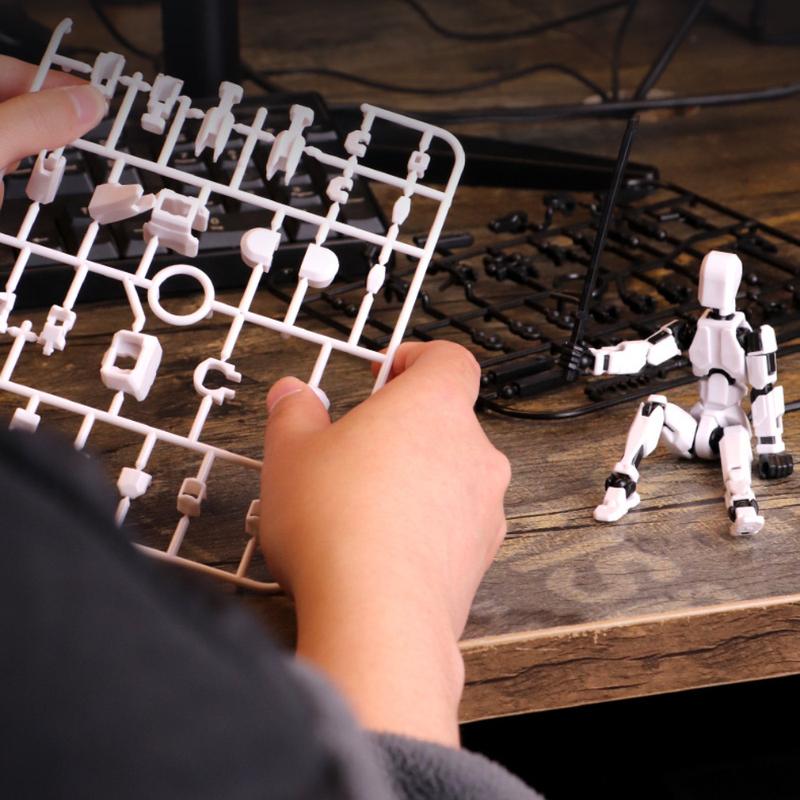 Titan 13 Action Figure Set, 5 Multi-Jointed Robot Models, Dynamic Poses, Detailed Design, Perfect for Collecting and Desktop Decoration, Action Figures Set