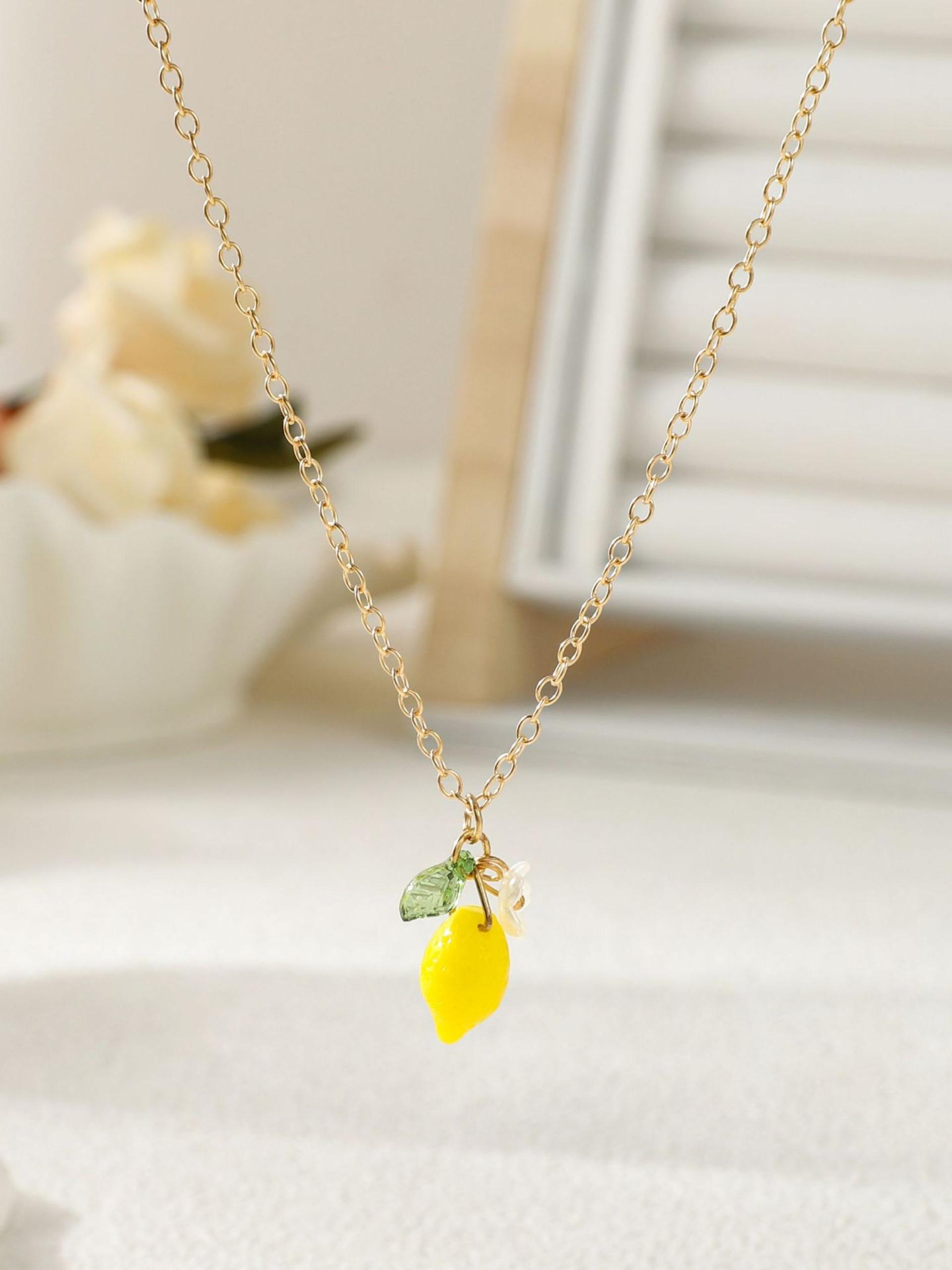 Fresh Sweet Fruit Lemon Flower Leaf Pendant Necklace, Adjustable Metal Chain, Cute Design, Perfect Gift for Birthday, Mother's Day, Friends