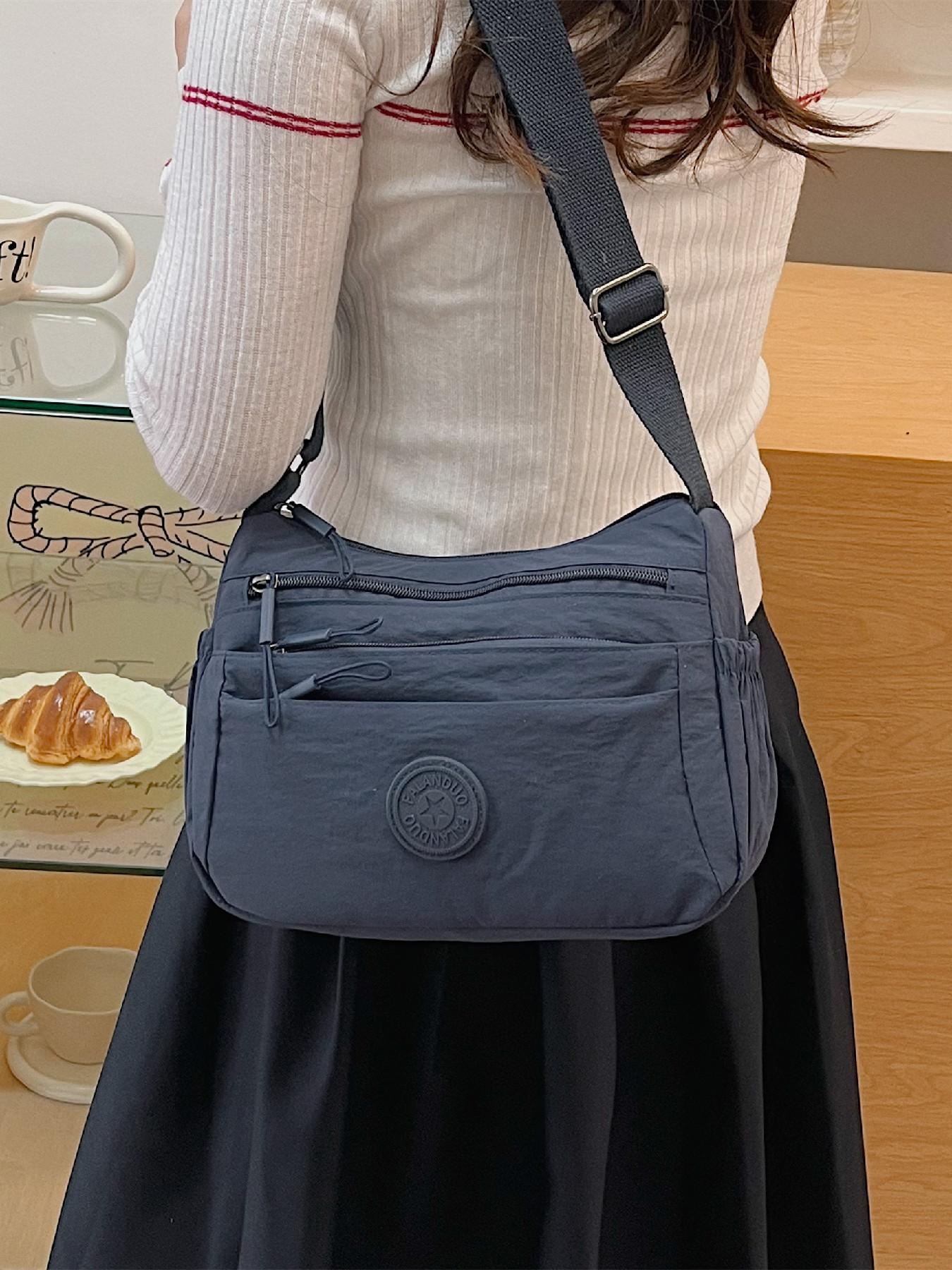 Lightweight Versatile Multifunctional Smooth Zipper Design Letter Decor Bag, Shoulder Crossbody Suitable for Daily Use Work Commute, Casual Crossbody Bag, Fashionable Crossbody Bag