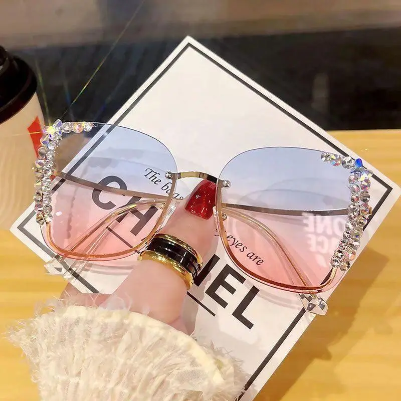 Unisex Designer Cat Eye Glasses, Oversized Retro Square UV Protection Shades, Luxury Street Style Eyewear Suitable for Round Faces