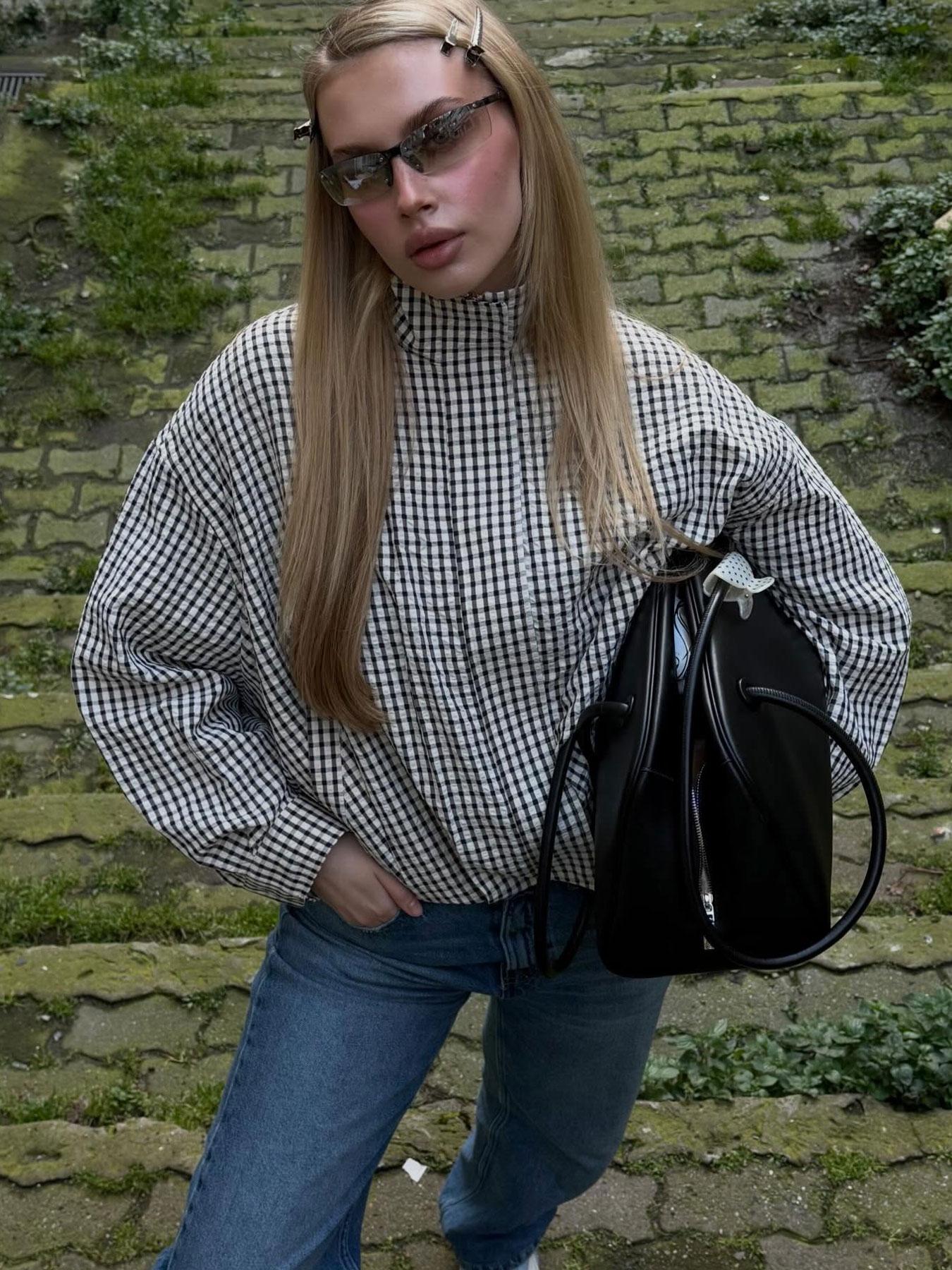 Plaid Oversized Jacket Women's Bomber Jacket Outerwear With Pockets Plaid Checked Outerwear Spring Autumn Black & White Check Long Sleeve Top Cropped Stand Collar Zip 2026 New Loose Oversized Fit Side Pockets Daily Wear Street Style Office Casual Top