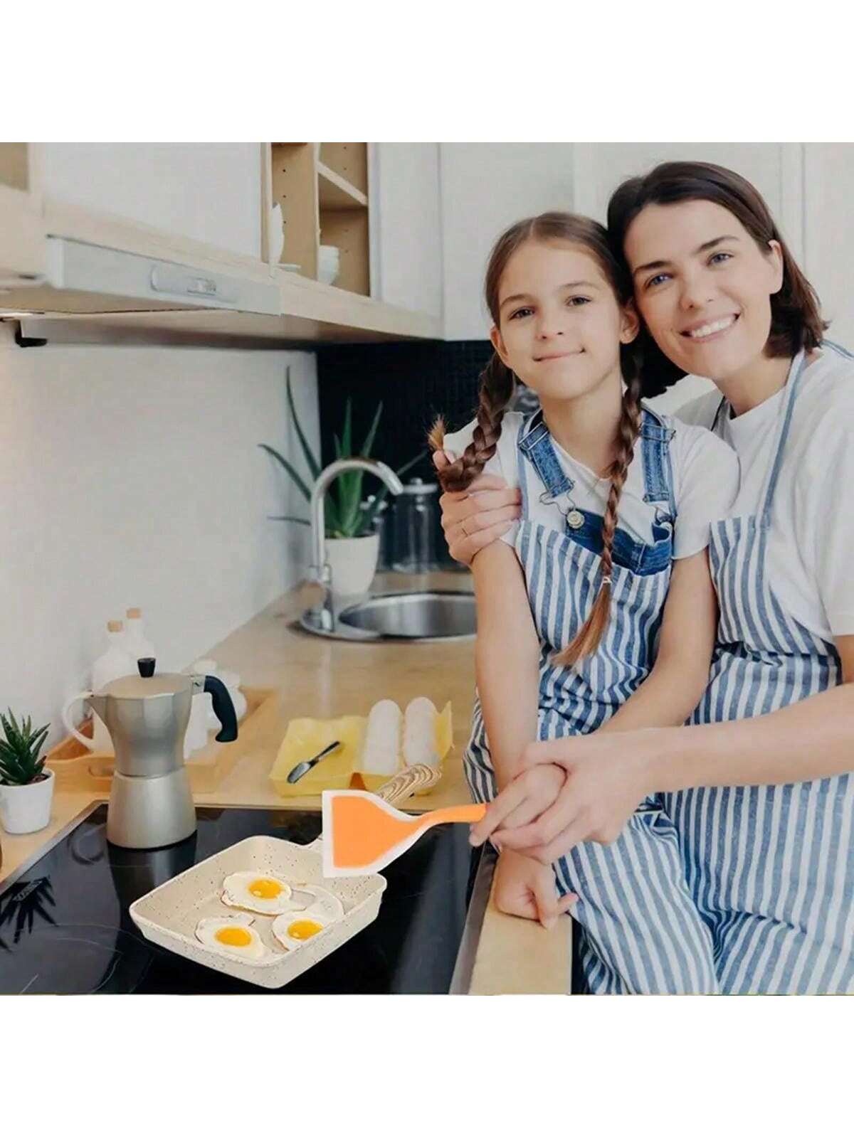 Non-Stick Egg Fry Pan, Frying Pan, Rectangular Grill Pan for Eggs, Durable Nonstick Cooking Utensil, Perfect for Home Kitchen Use