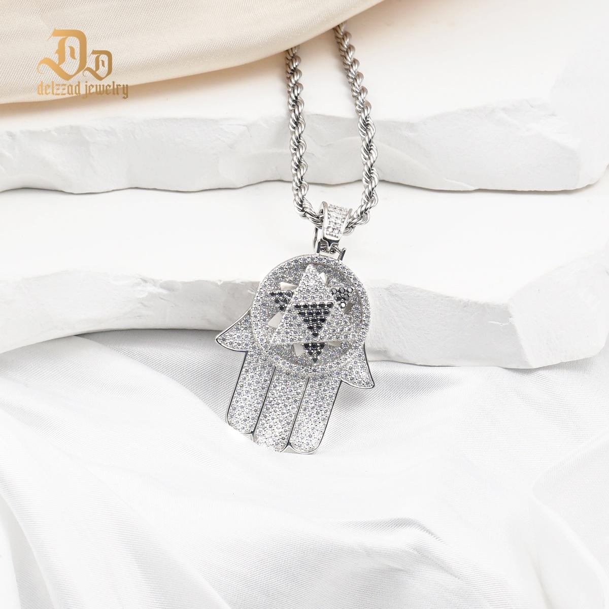 Delzzad 2ct Rotatable Bling Hand Charm Palm Pendant Necklace VVS Synthetic Moissanite Pendant Necklace S925 Chain Anniversary Christmas Gift