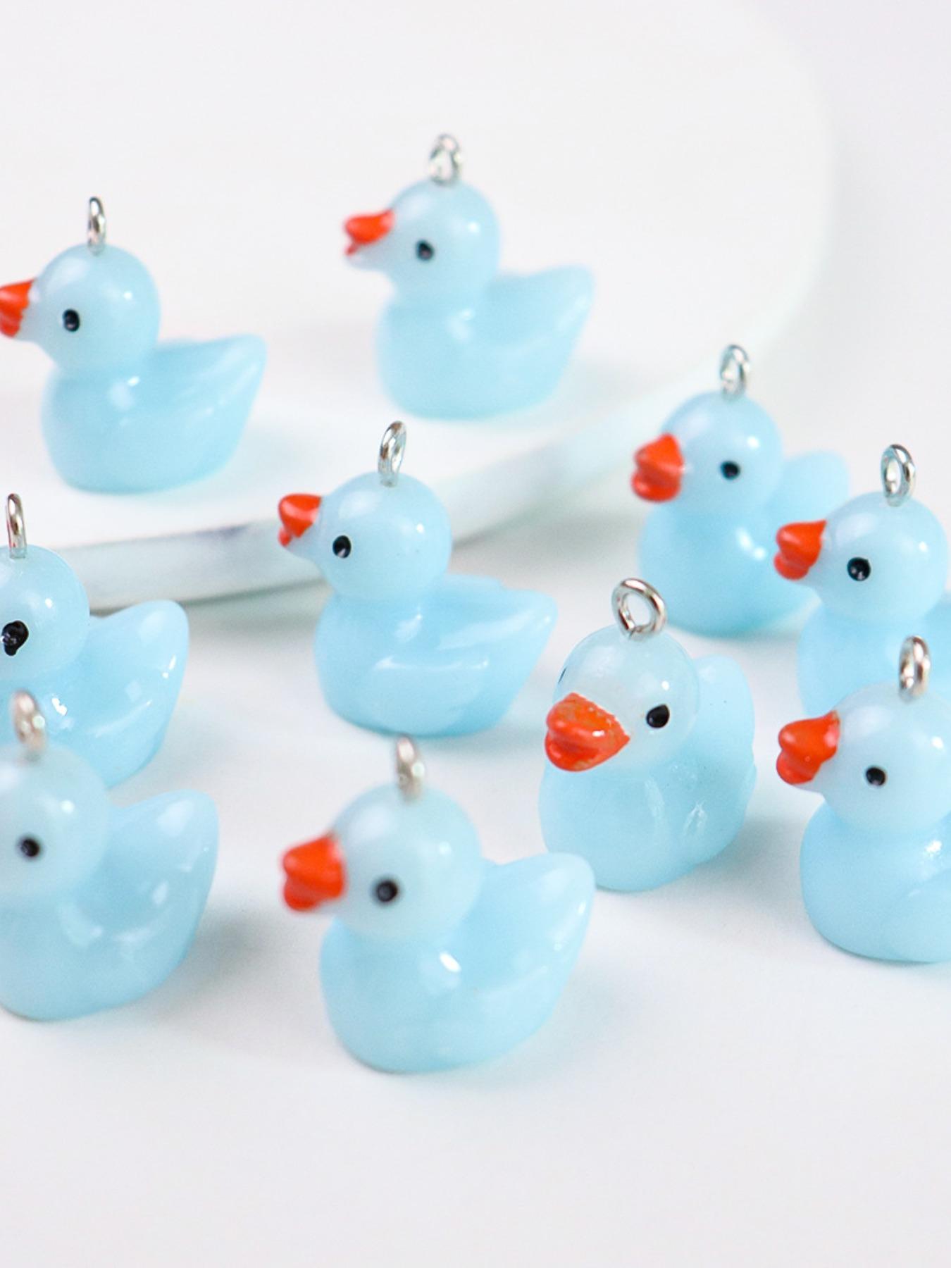 Resin Duck Pendant Charms DIY Jewelry Making Kit, Pack of 5 Resin Accessories for Earrings Keychains Phone Straps