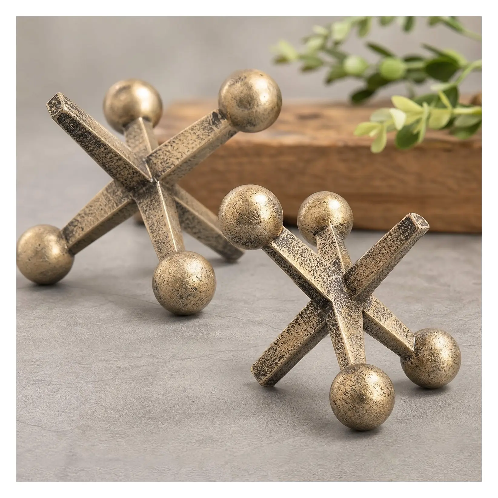 Retro Charm Resin Knick Knacks Set of 2, Lightweight 4 Inch Vintage Shelf Decor, Antique Accent for Coffee Table and Bookshelf DecorationGift