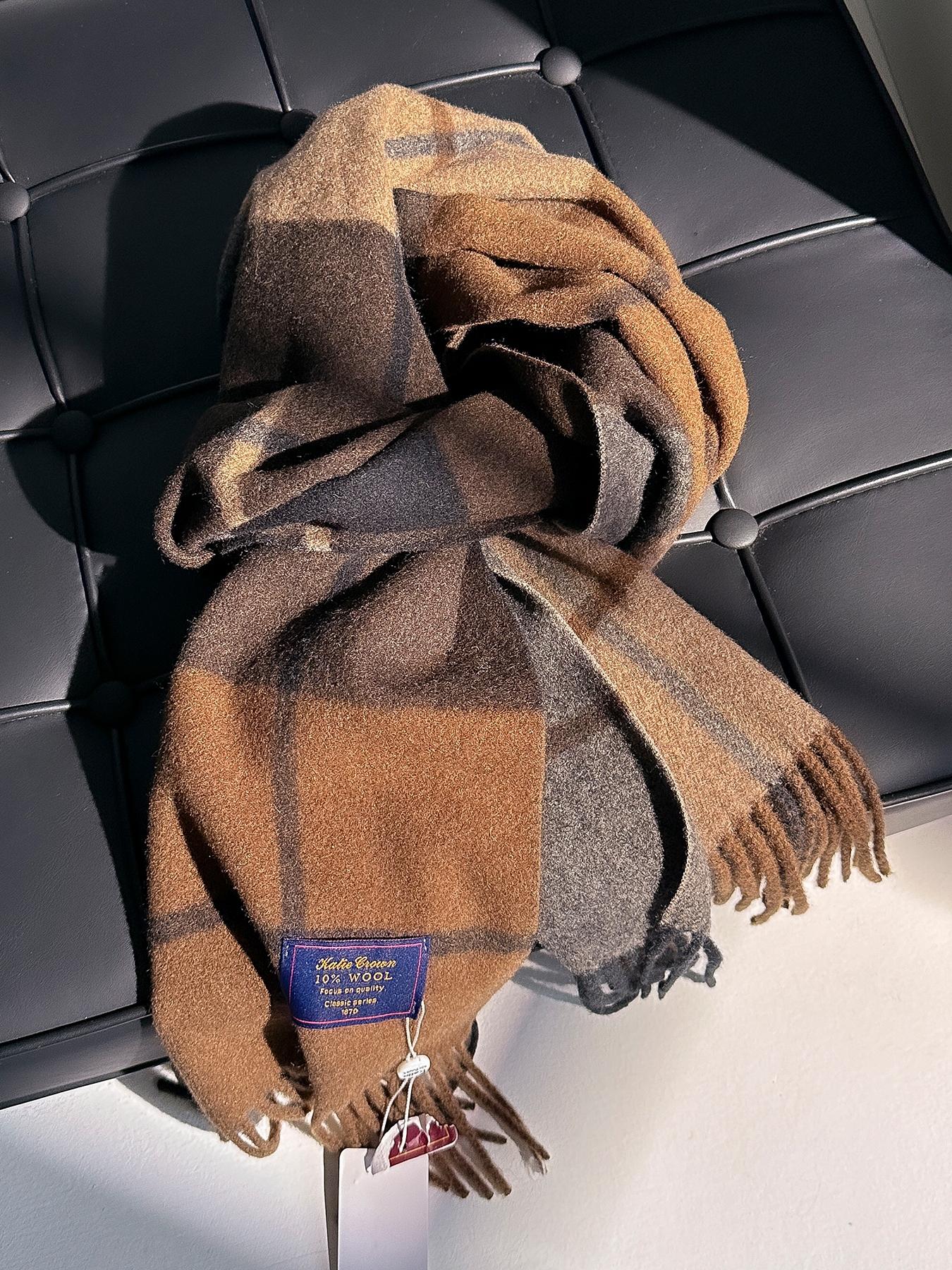 Women's Plaid Print Scarf with Fringe Decoration, Warm & Comfortable Fall/winter Accessory, Fashionable Boho Style for Women & Girls