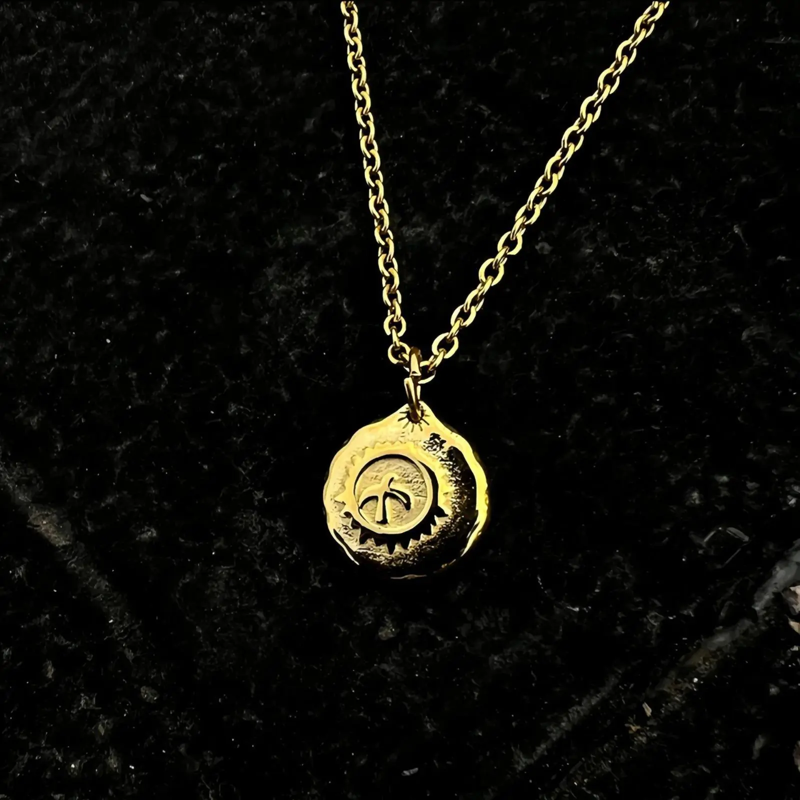 Unisex Vintage Anchor Coin Pendant O Link Necklace Trending Nautical Outdoor Street Stainless Steel Jewelry Hammered Irregular Round Charm Anti-Tarnish Stackable Accessory for Men Women Daily Travel Workwear Outfit, Daily Wear, Nautical Theme