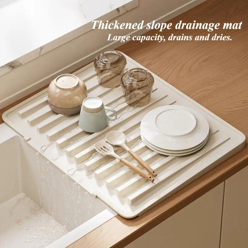 Thickened silicone kitchen draining mat, non-slip, heat-resistant, waterproof sink countertop draining mat, with drainage grooves, easy-to-clean and roll-up dish drying mat, protects dishes, plates, and countertops