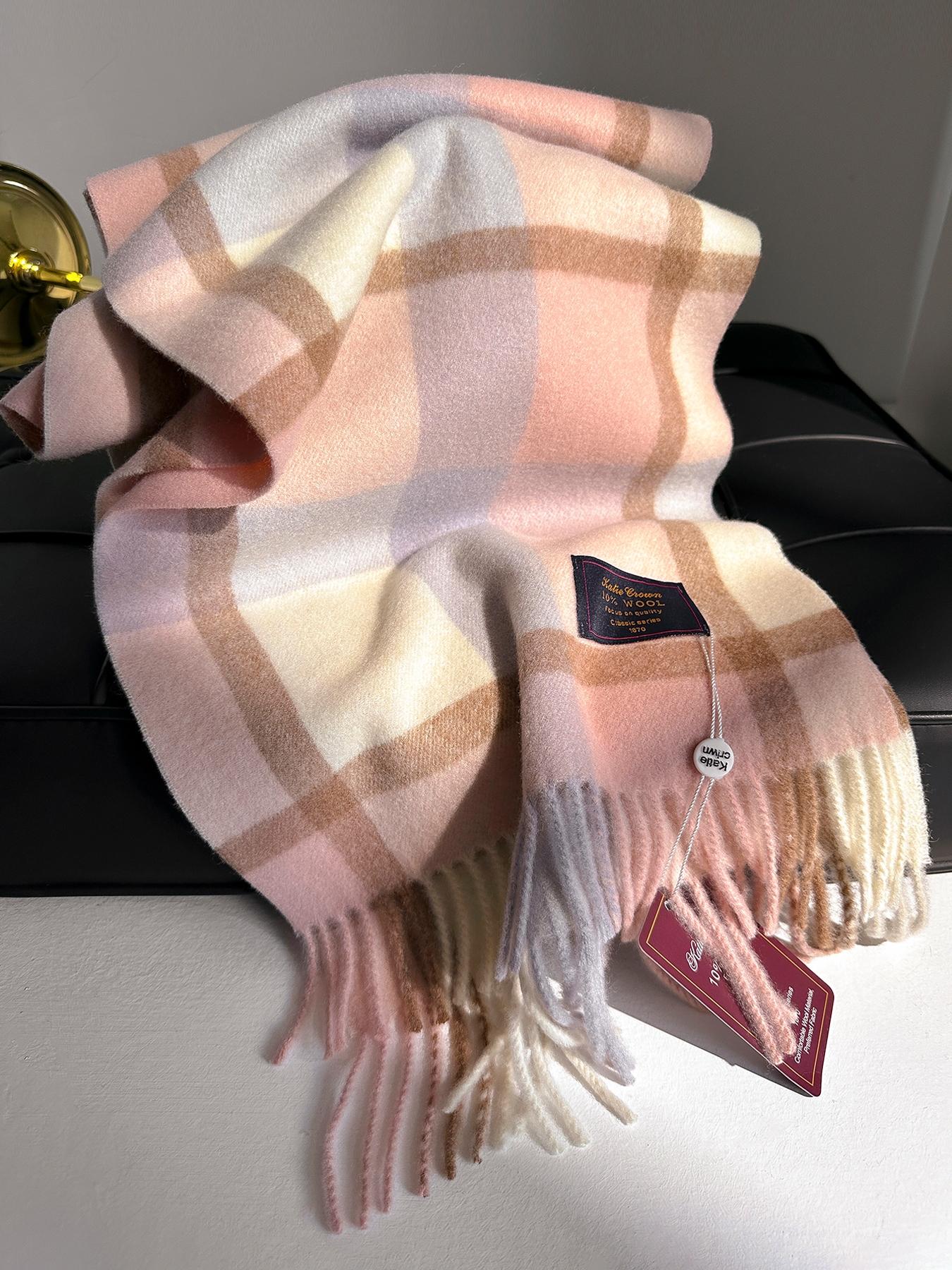 Women's Plaid Scarf for Fall & Winter, Casual Fitted Design, Warm Fashion Accessory for Daily Wear, Stylish Ladies' Wrap