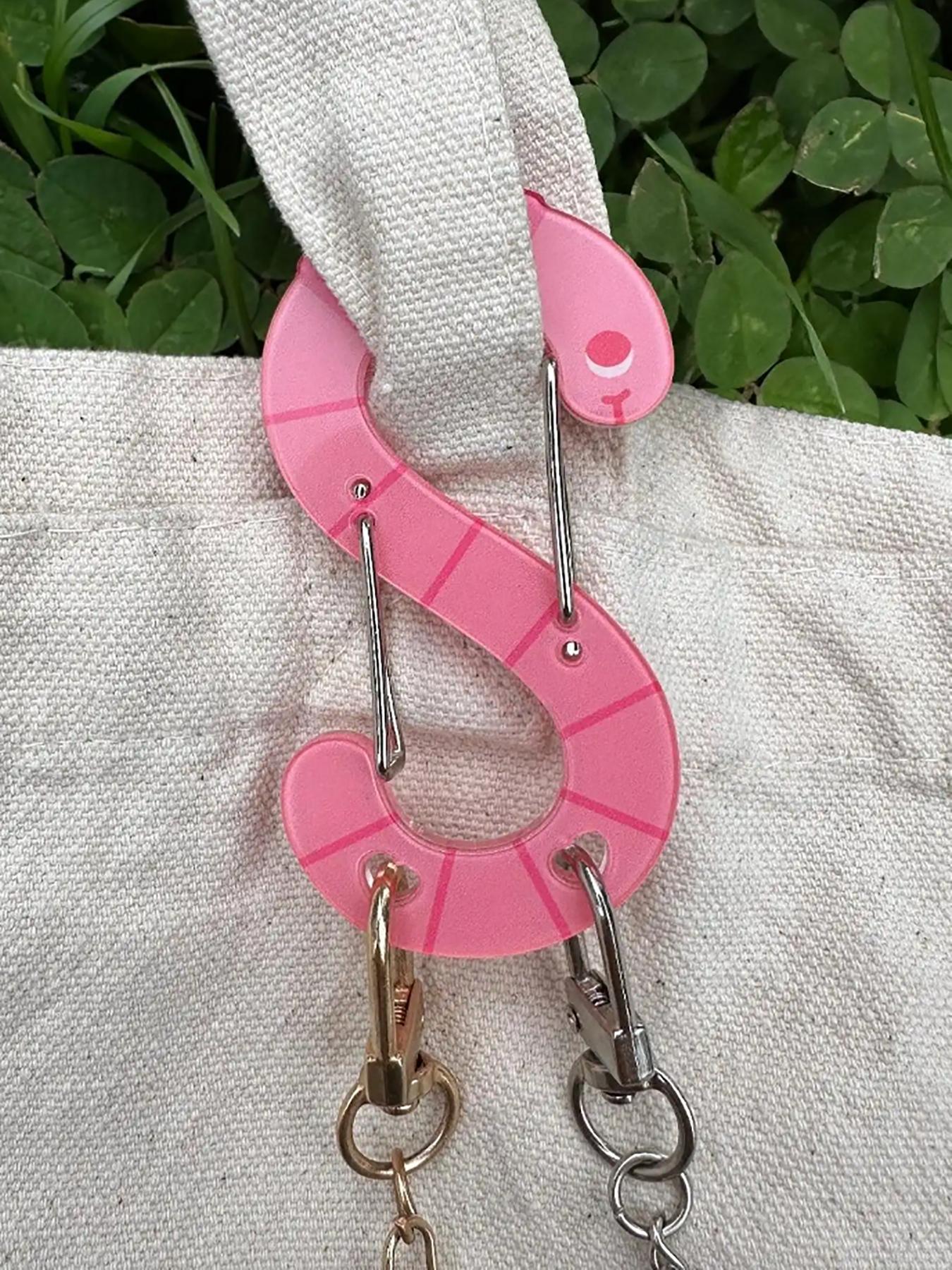 Earthworm Acrylic Carabiner Keychains, Unique Bag Keyrings, Stylish Jewelry for Fans, Perfect Gift Idea, Durable & Lightweight Design