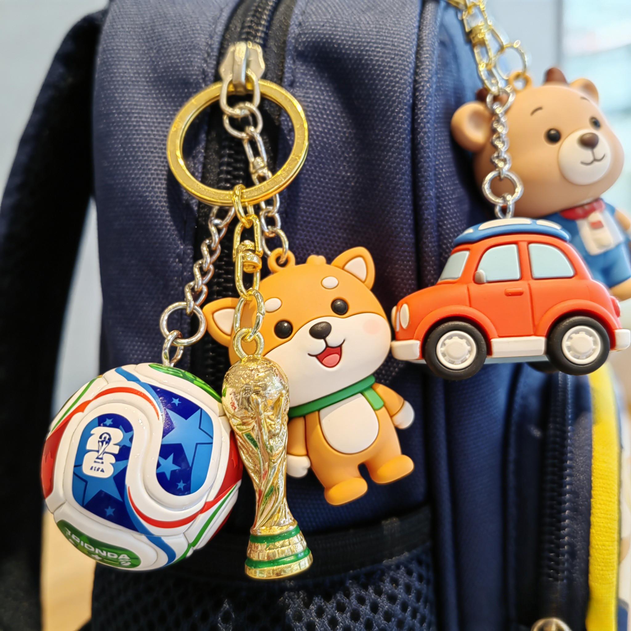 Football Keychain Pendant, Detailed Trophy Decoration, 2026 Usa Canada Mexico World Cup Memorial Gift, Unisex Present, Stylish Keychain